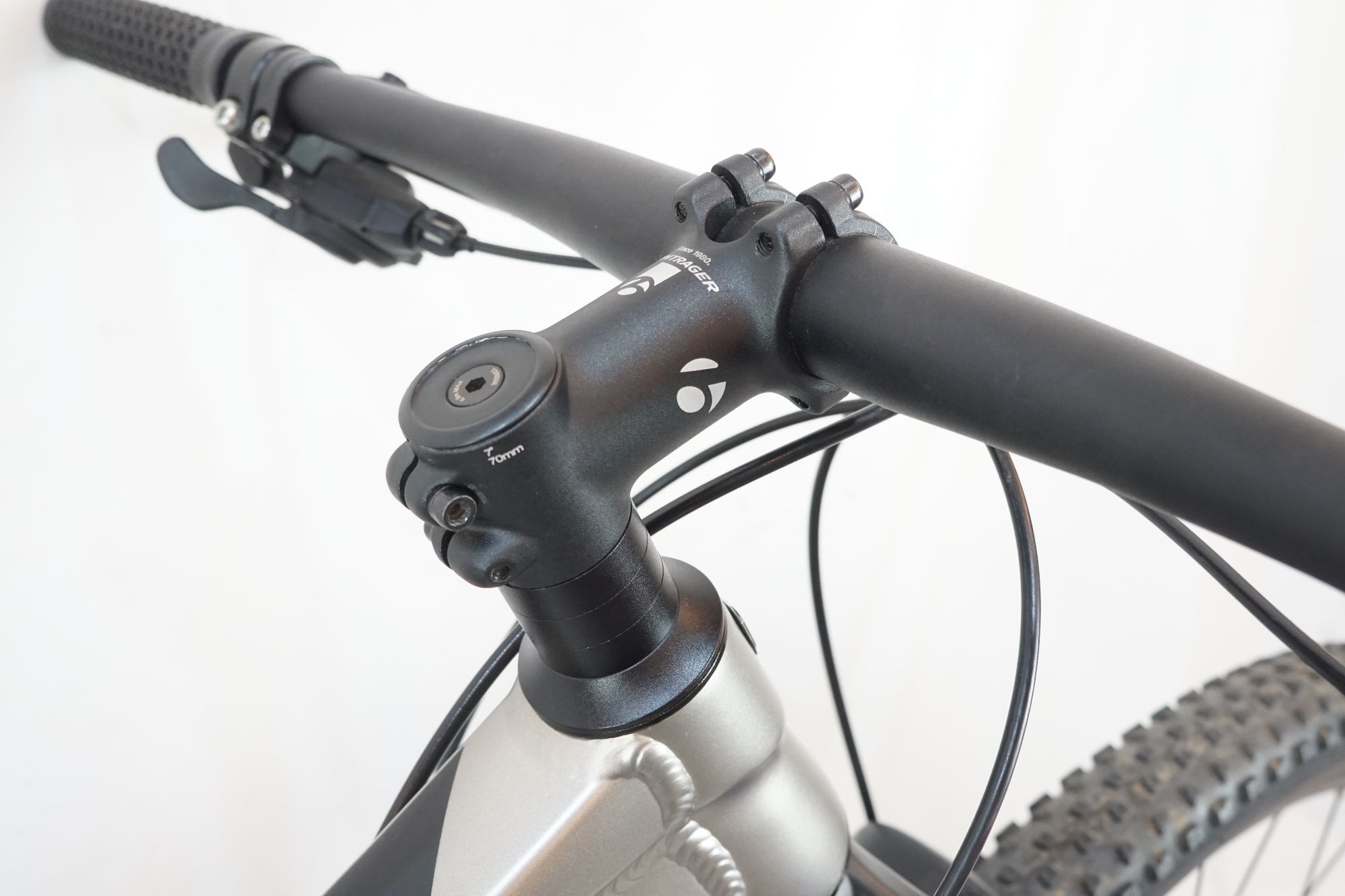 TREK 「トレック」 XCALIBER 8 2019年モデル マウンテンバイク / バイチャリ浦和ベース