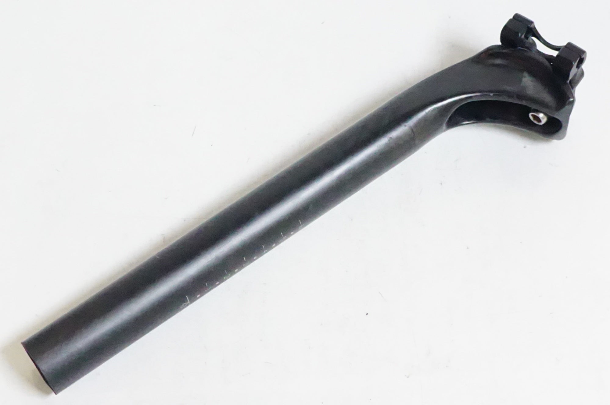 TNI 「ティエヌアイ」 LW168 φ27.2 270mm シートポスト / 熊谷本店