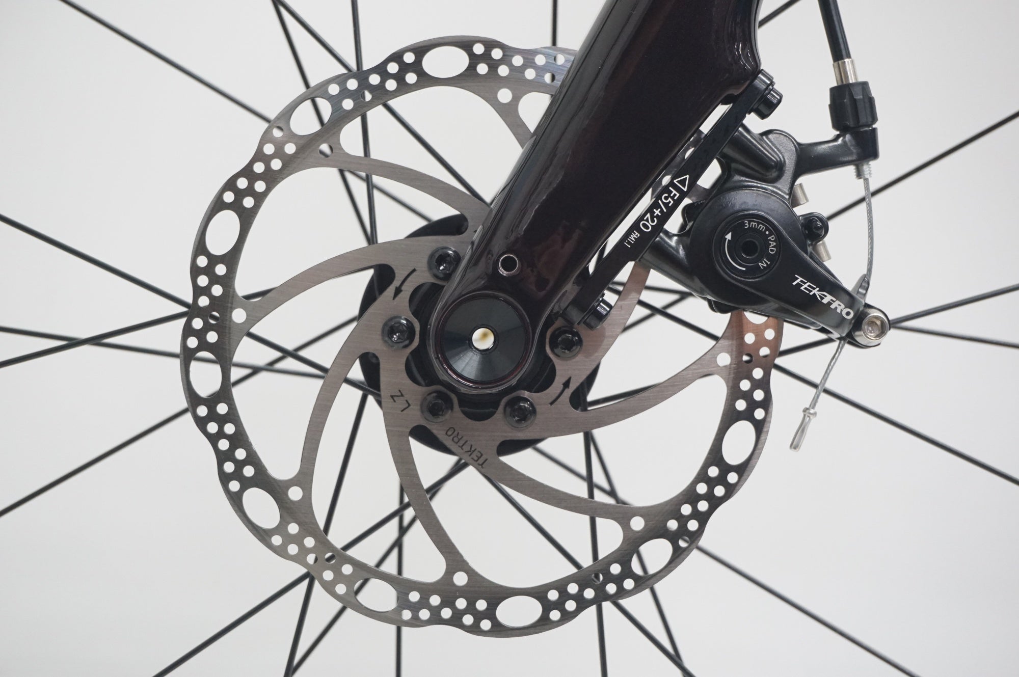 TREK 「トレック」 DOMANE AL 2 GEN 4 2025年モデル ロードバイク / 福岡店