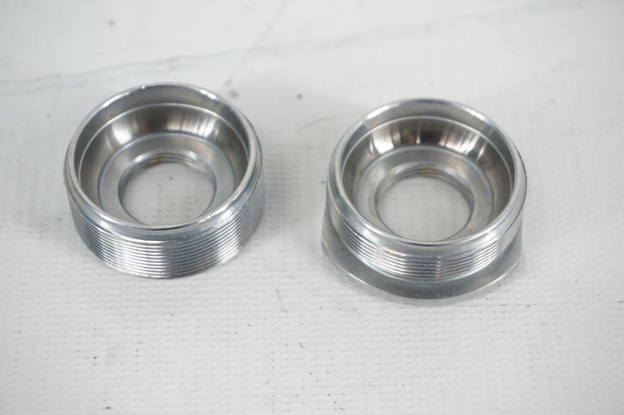 CAMPAGNOLO 「カンパニョーロ」 SERIE MOVIMENTO CENTRALE STRADA NUOVO RECORD ボトムブラケット / 阪急塚口店