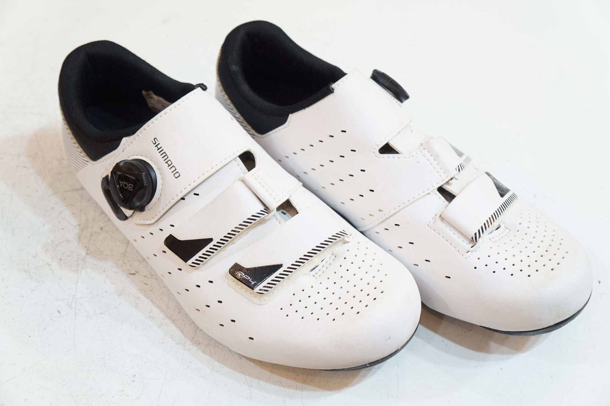 SHIMANO 「シマノ」 SH-RP400M W01E 26.5cm シューズ / バイチャリ浦和ベース