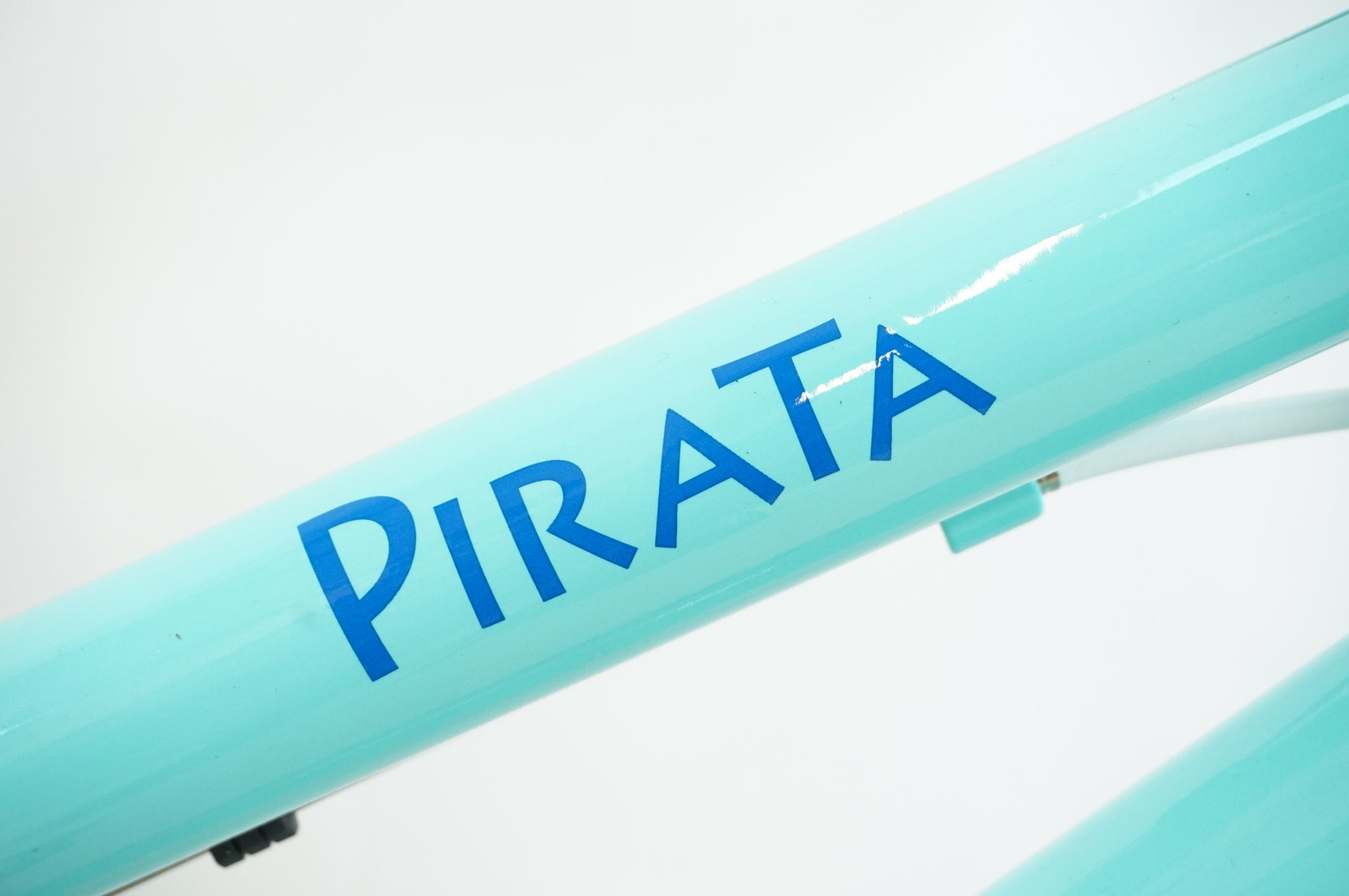 BIANCHI 「ビアンキ」 PIRATA16 2022年モデル 16インチ キッズバイク / 有明ガーデン店