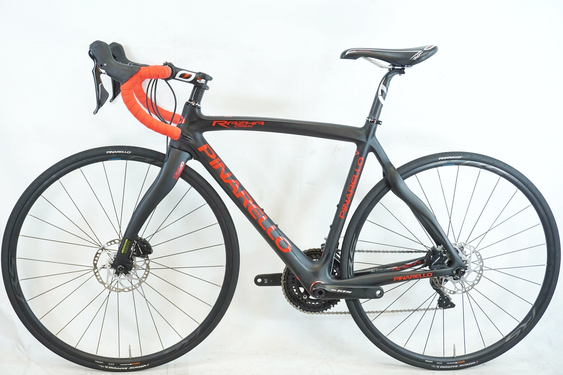 kk　pinarello asolo 【取りに来られる方限定・品川区】 PINARELLO 「ピナレロ」 RAZHA DISK 2022年モデル ロードバイク