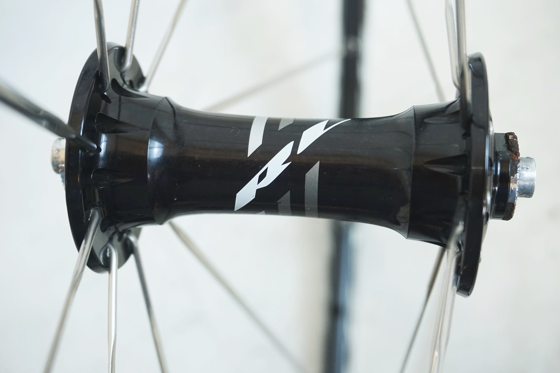 BONTRAGER 「ボントレガー」 RL シマノ10速 ホイールセット / 有明