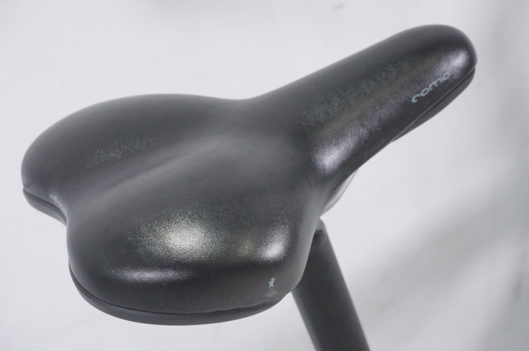 TERN 「ターン」　LINK D8 2022年モデル 折り畳み自転車  / AKIBA店