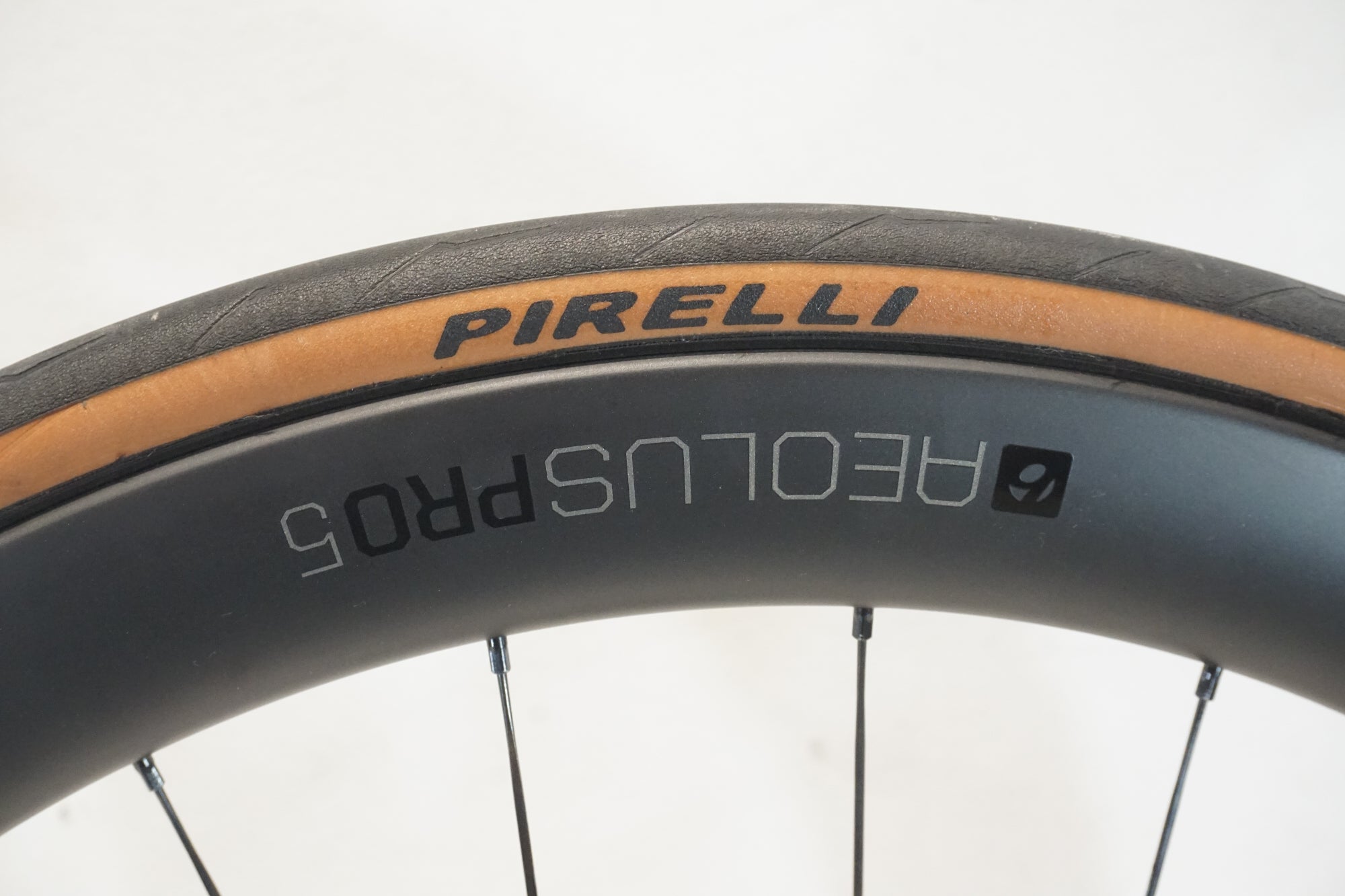 BONTRAGER 「ボントレガー」 AEOLUS PRO 5 DISC シマノ11速 ホイール