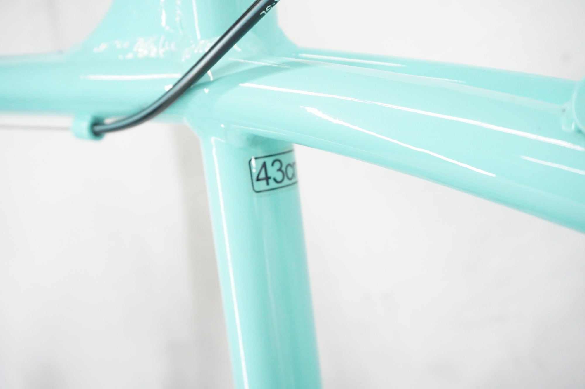 BIANCHI 「ビアンキ」 LECCO 2020年モデル 20インチ ミニベロ / 阪急塚口店