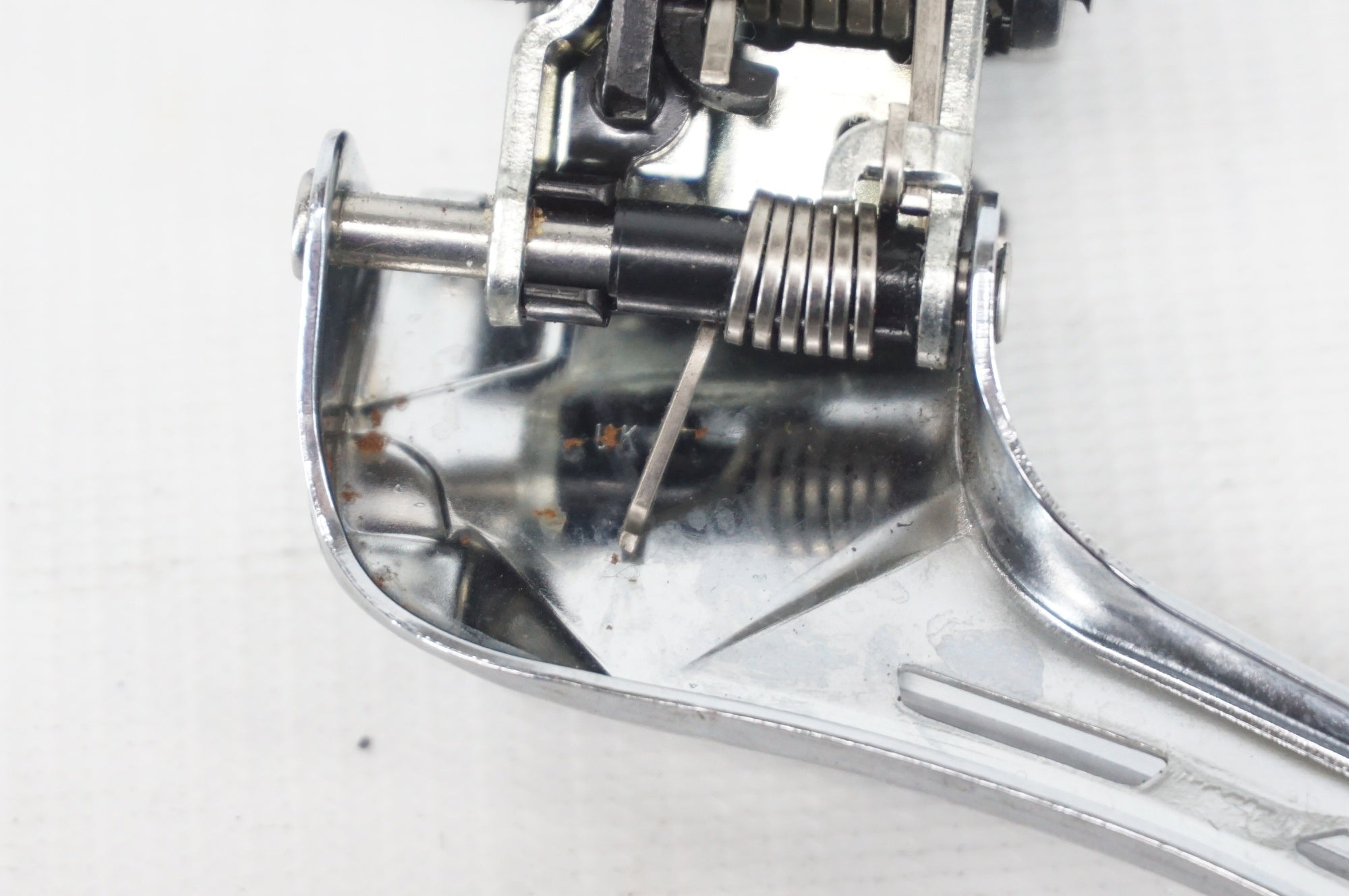 SHIMANO 「シマノ」 105 Di2 FD-R7150 フロントディレイラー / 阪急塚口店