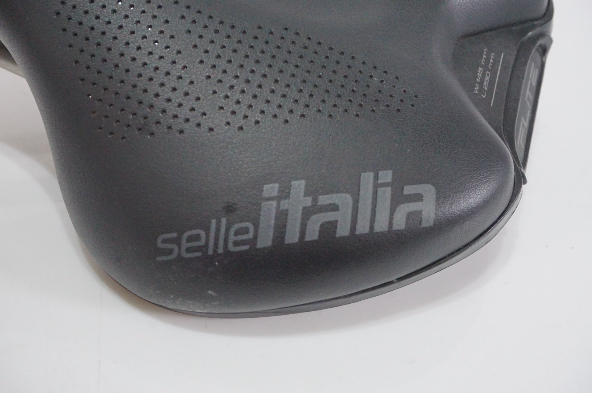 SELLE ITALIA 「セライタリア」 FLITE BOOST TI316 サドル / AKIBA店