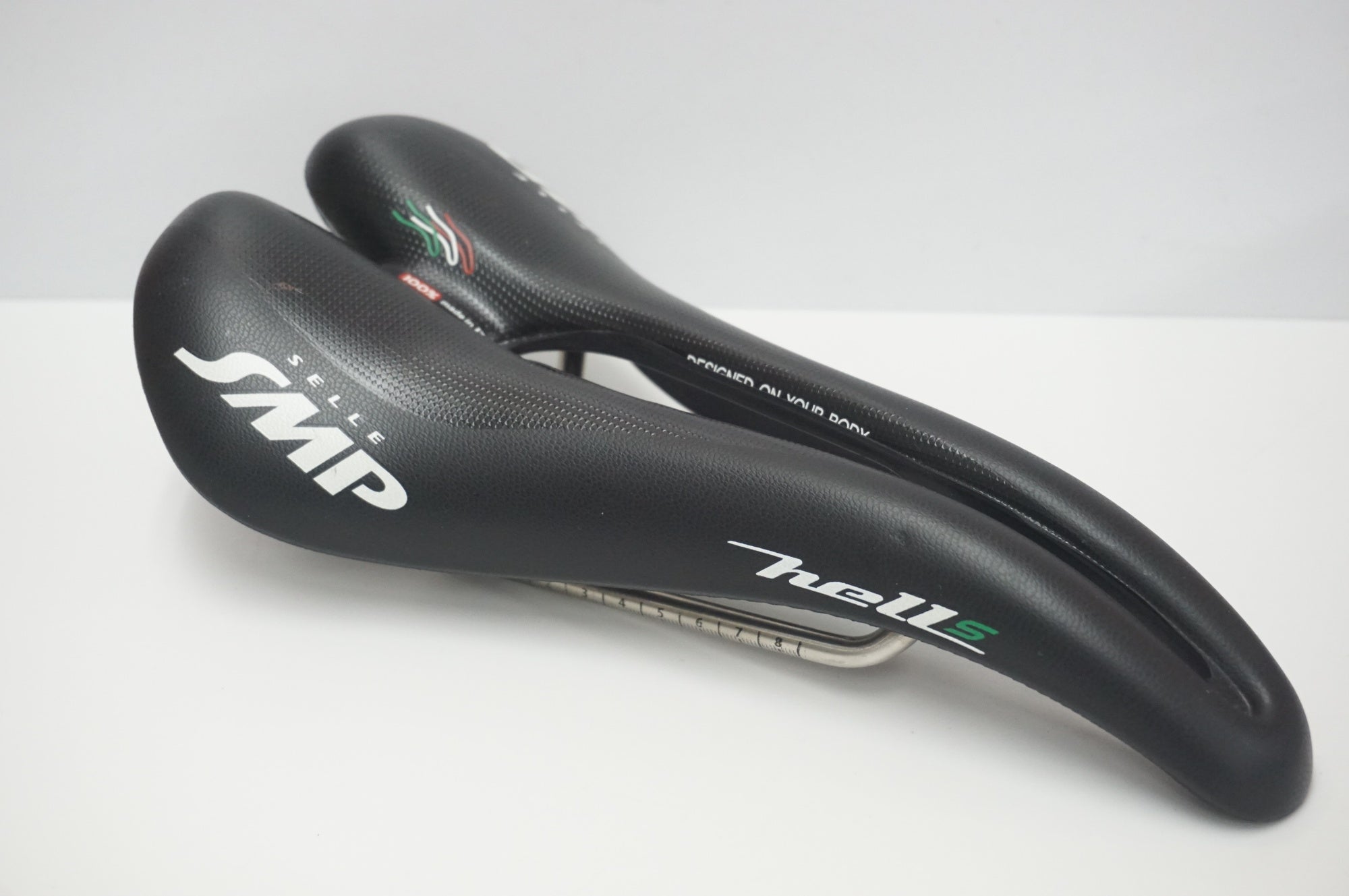 SELLE SMP 「セラエスエムオピー」 HELL S サドル / 福岡店