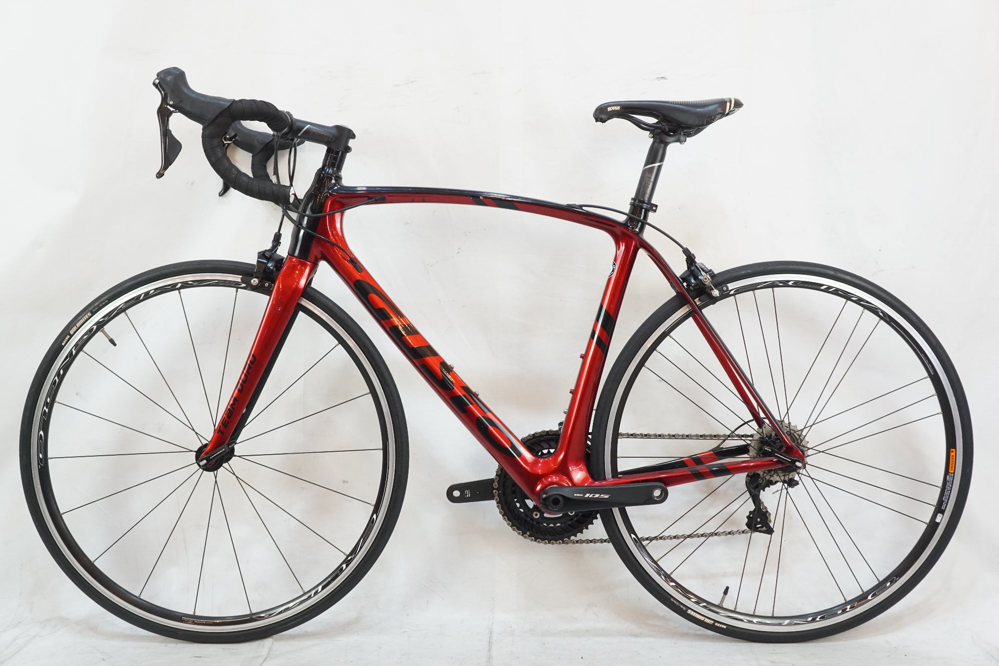GUSTO 「グスト」 RCR TEAM DURO SPORTS 2019年モデル ロードバイク 