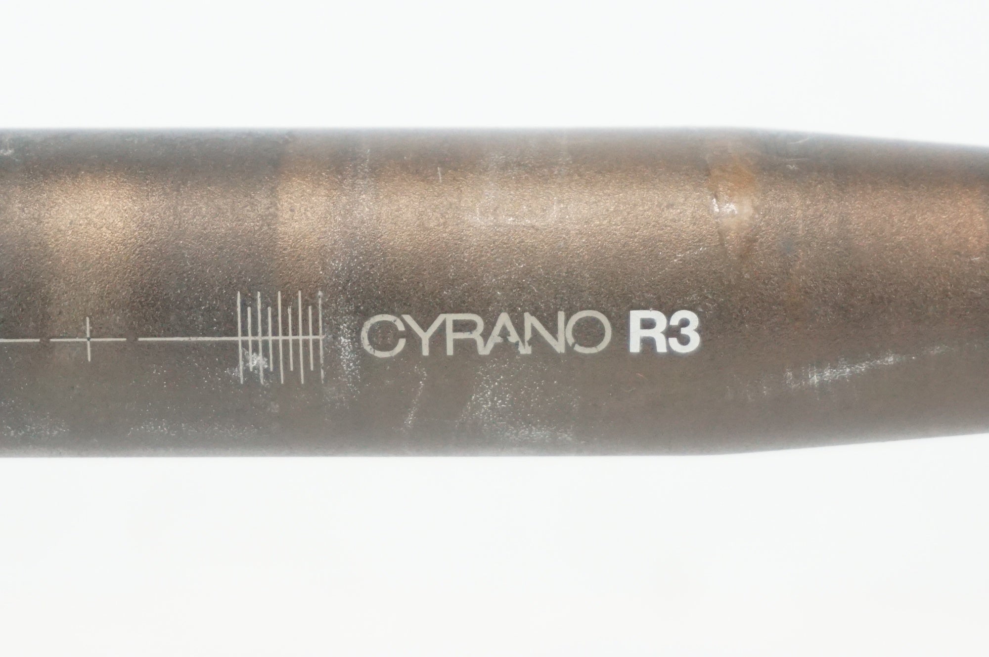 FIZIK 「フィジーク」 CYRANO R3 Φ31.8 400mm ハンドル / 阪急塚口店