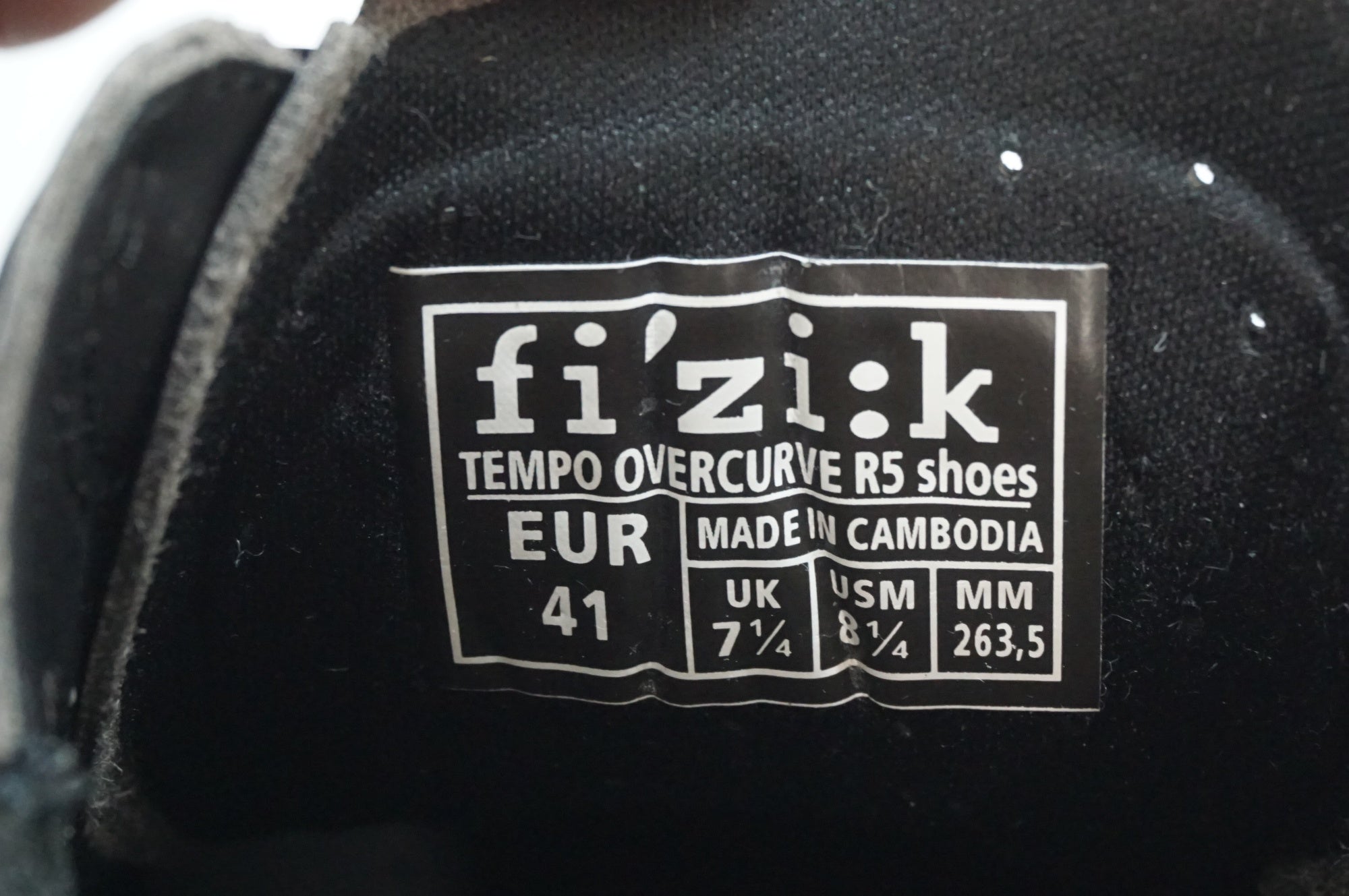 FIZIK 「フィジーク」 TEMPO OVERCURVE R5 41(26.35cm)サイズ