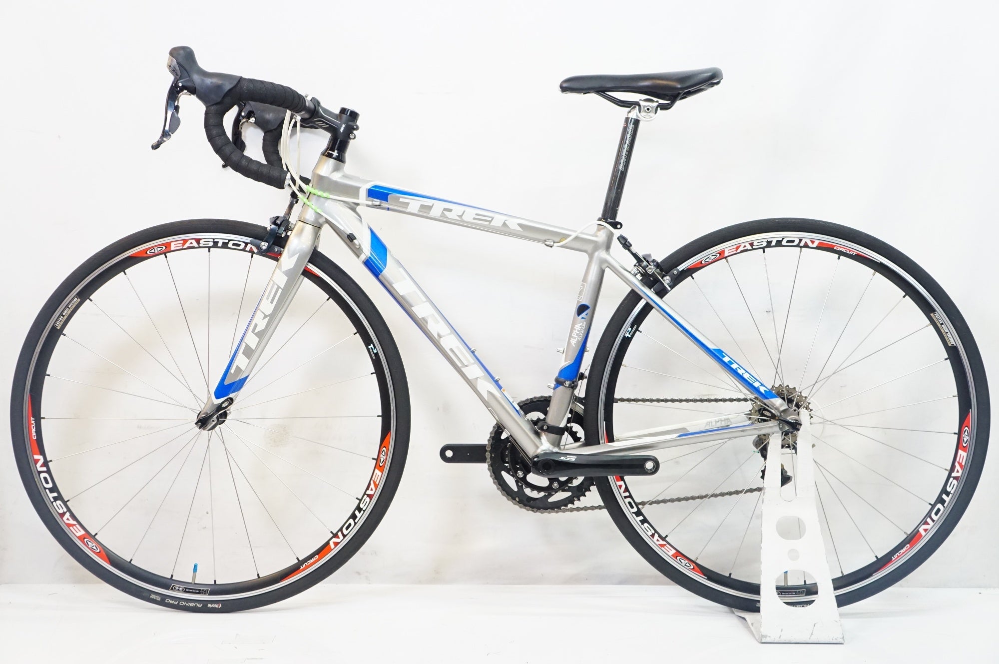 TREK 「トレック」 2.1 2012年モデル ロードバイク カスタム / 熊谷
