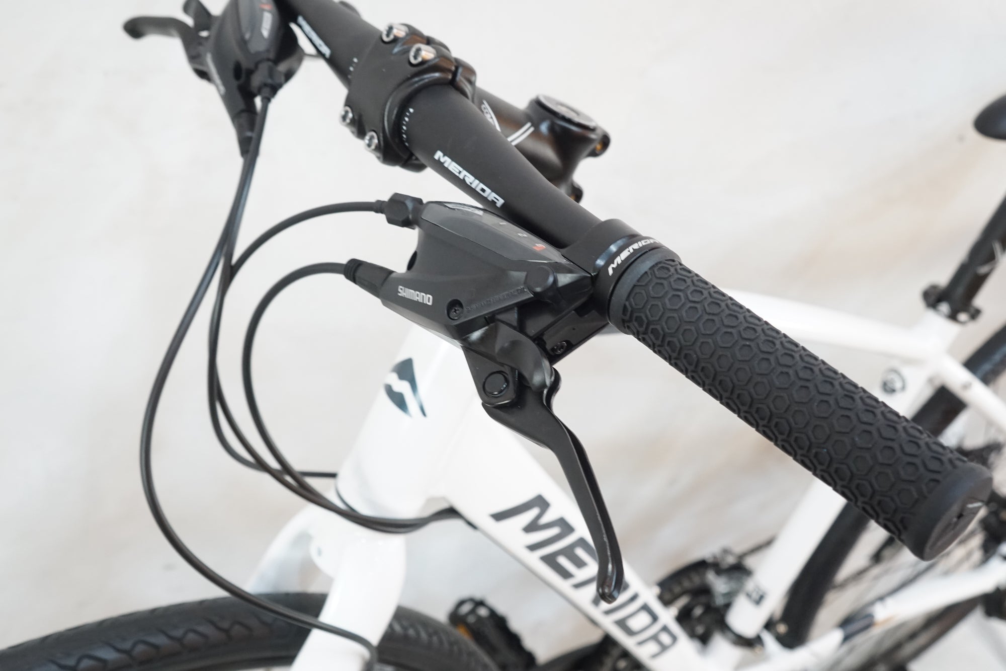 MERIDA 「メリダ」 CROSSWAY 300-D 2025年モデル クロスバイク / バイチャリ浦和ベース