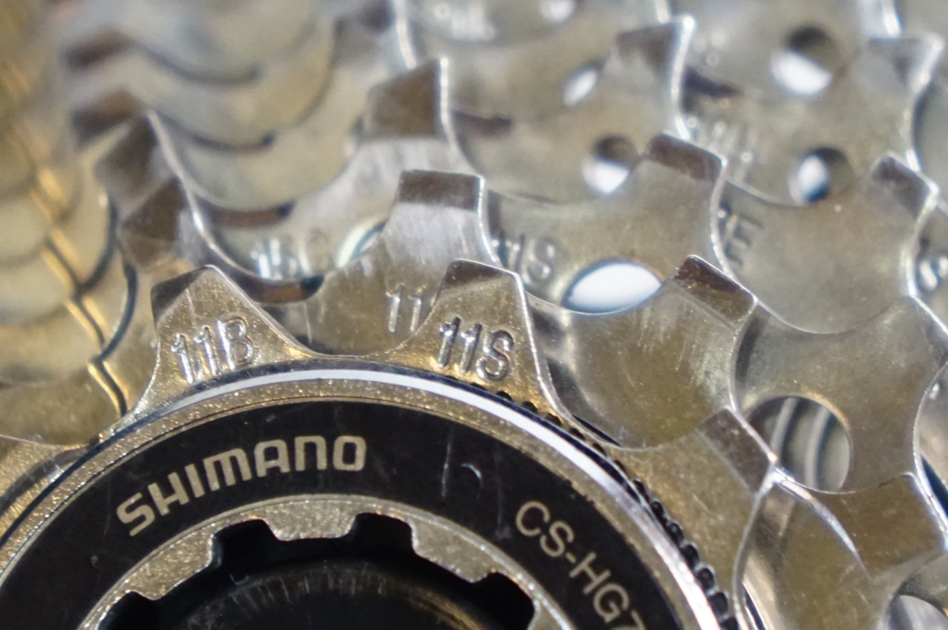 かずゅ555　SHIMANO 20nium HG 右巻き SHIMANO 「シマノ」 CS-HG700-11 11-34T スプロケット / 熊谷本店