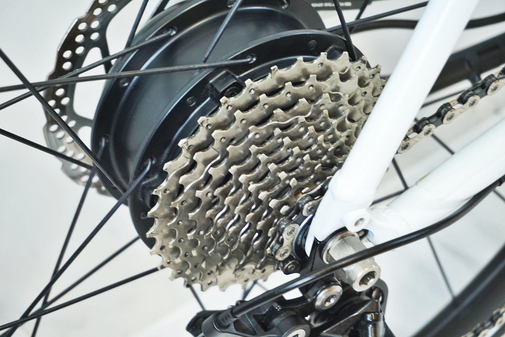 BESV 「ベスビー」 JF1 2022年モデル 電動アシスト自転車 / 有明ガーデン店