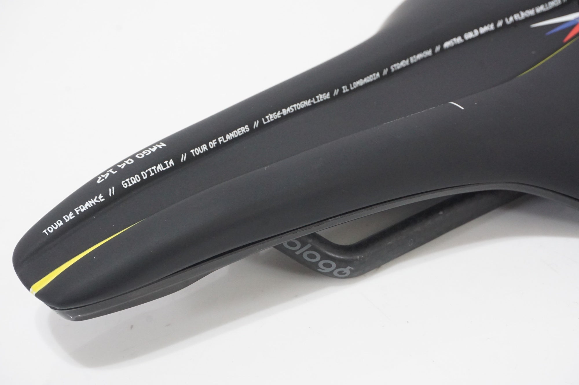 PROLOGO 「プロロゴ」 NAGO R4 NACK 147 サドル / AKIBA店