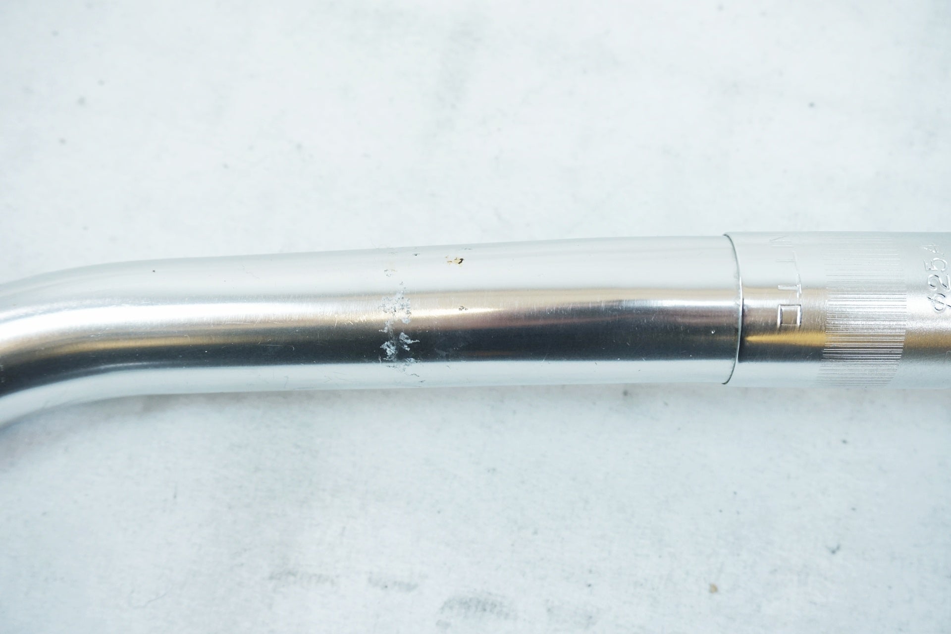 NITTO 「ニットー」 RB-010 ブルホーン Φ25.4mm 400mm ハンドル / 有明ガーデン店