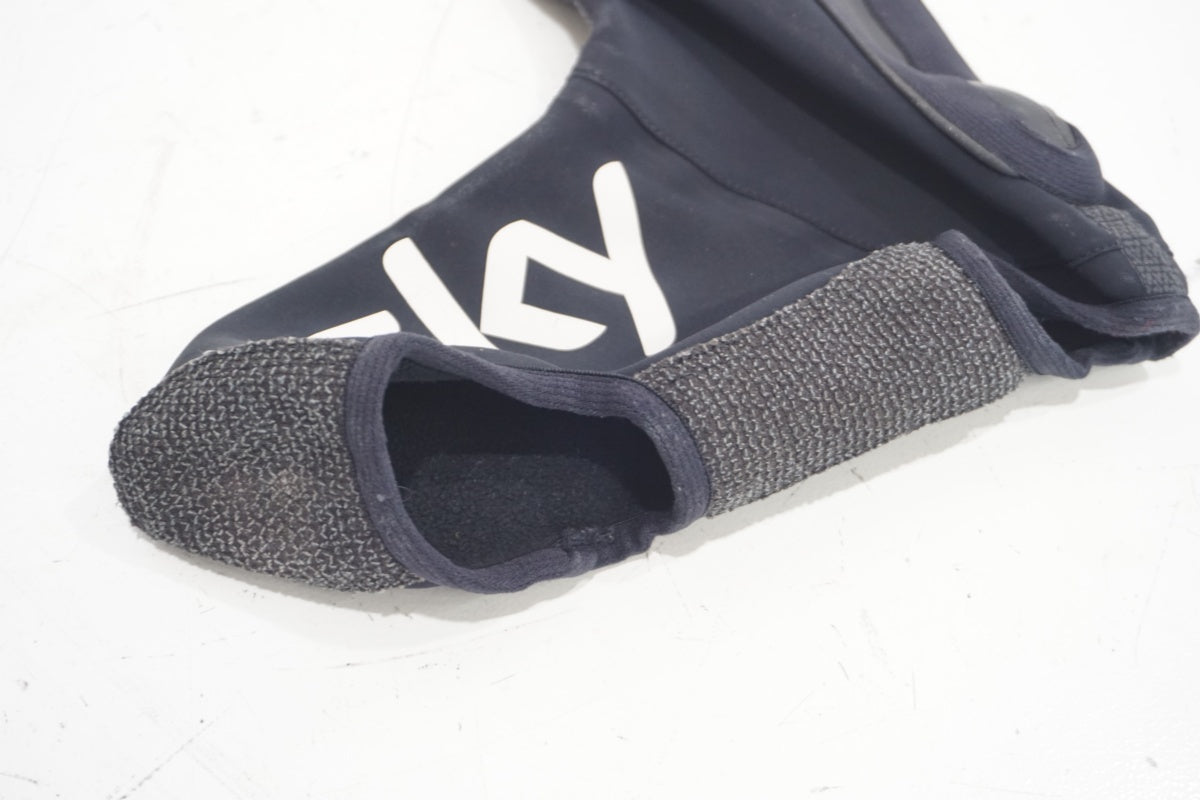 RAPHA 「ラファ」 sky MEDIUMサイズ シューズカバー / 滋賀大津店