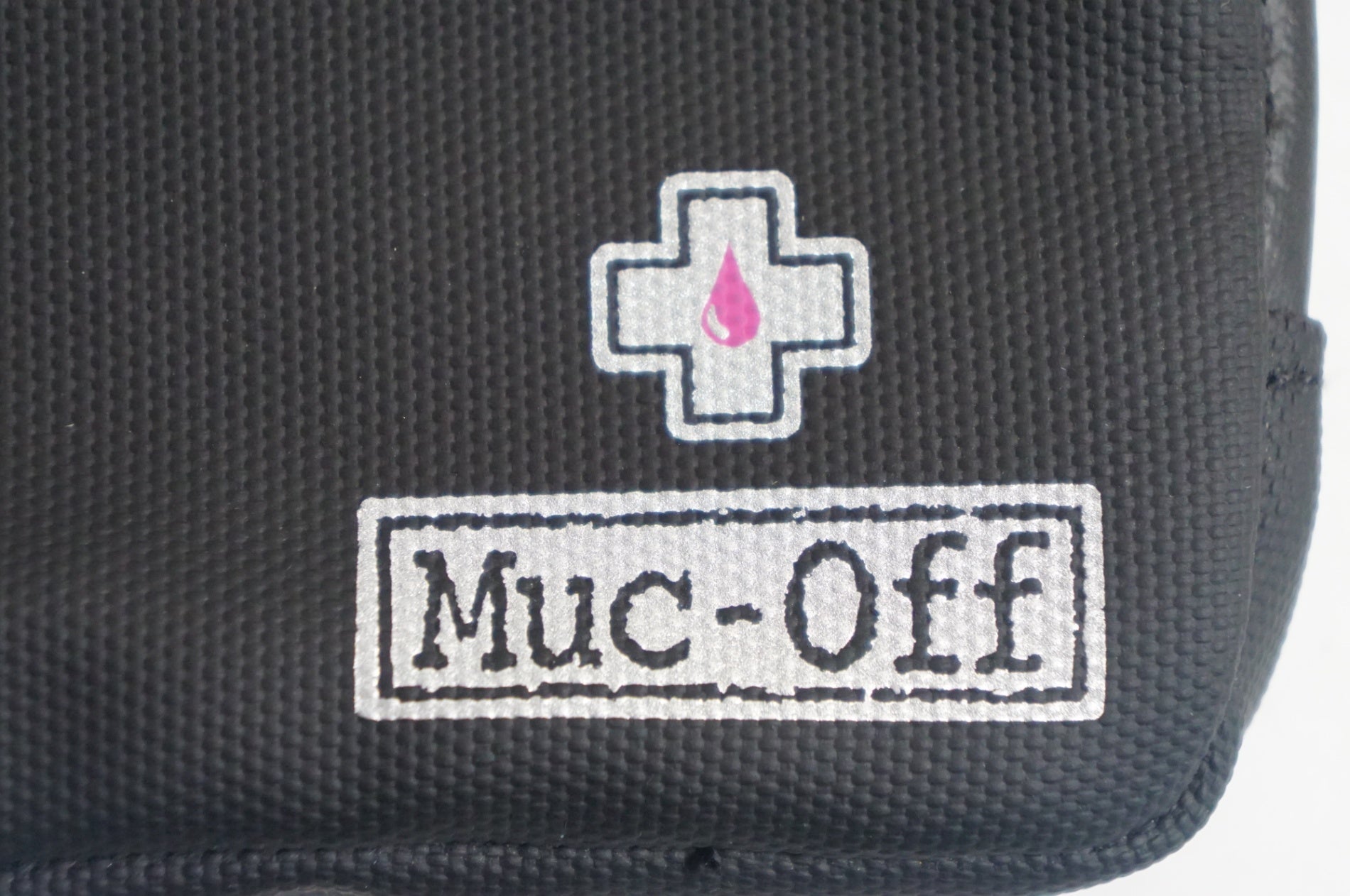 MUC-OFF 「マックオフ」 RAINPROOF ESSENTIALS CASE ポーチ / 熊谷本店