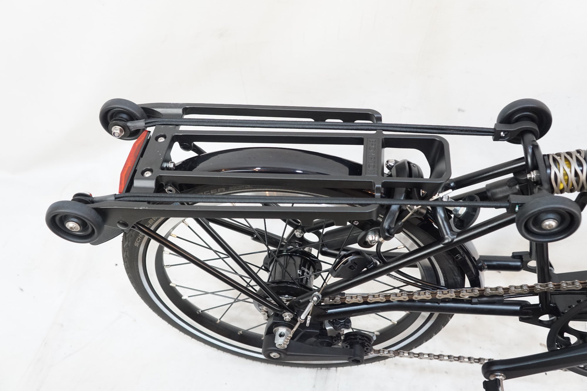 BROMPTON 「ブロンプトン」 CLINE EXPLORE WITH RACK MID BAR 2023年モデル 16インチ 折りたたみ自転車 / バイチャリ浦和ベース