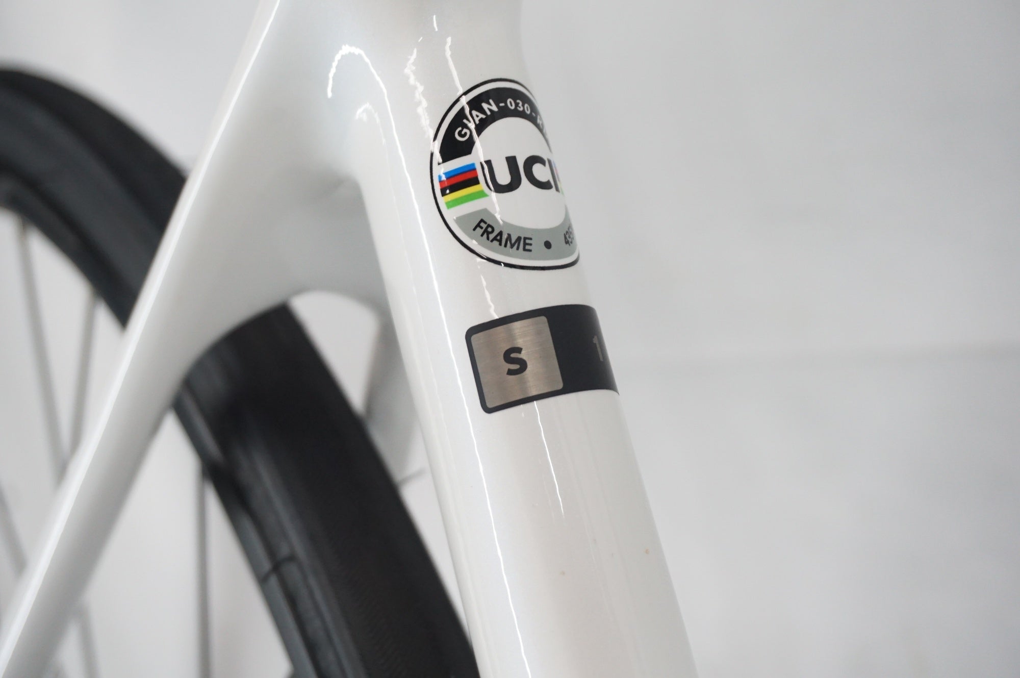 GIANT 「ジャイアント」 TCR ADVANCED1 DISC KOM 2025年モデル ロード