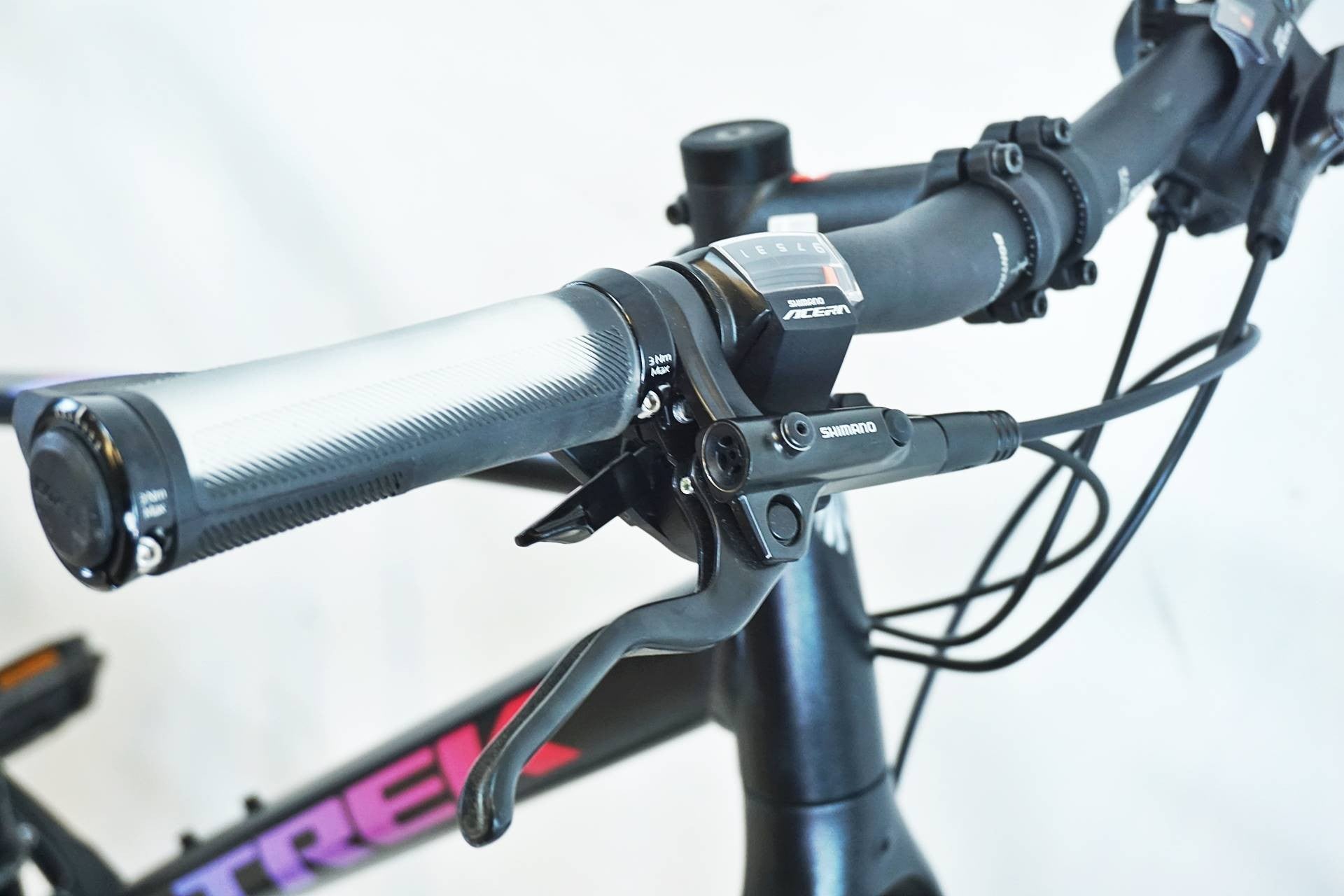 TREK 「トレック」 FX3 WSD DISC 2021年モデル クロスバイク / 有明ガーデン店