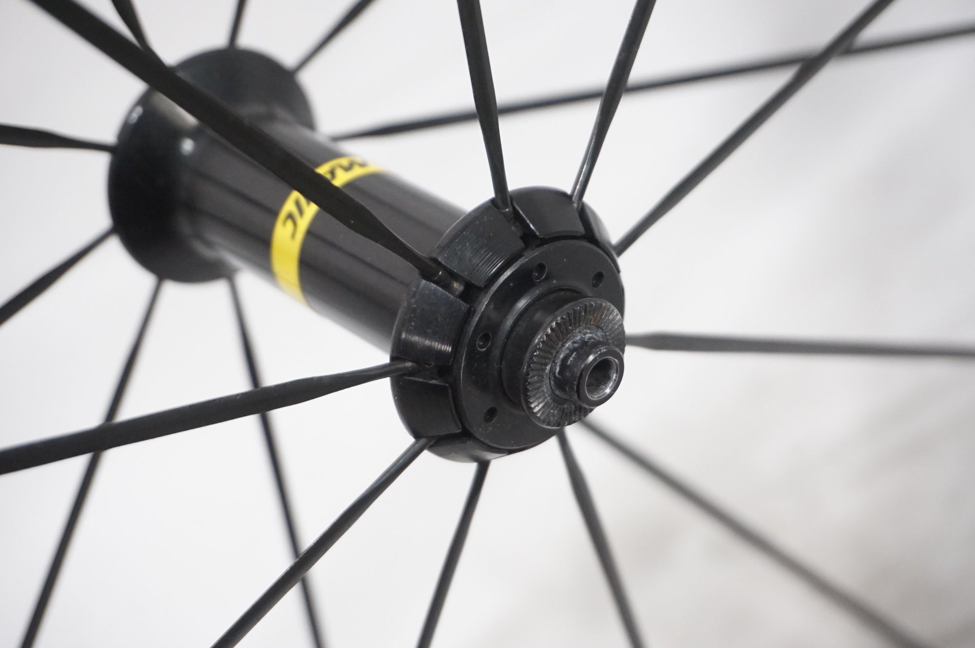 MAVIC 「マヴィック」 COSMIC PRO CARBON SL シマノ11速 ホイール