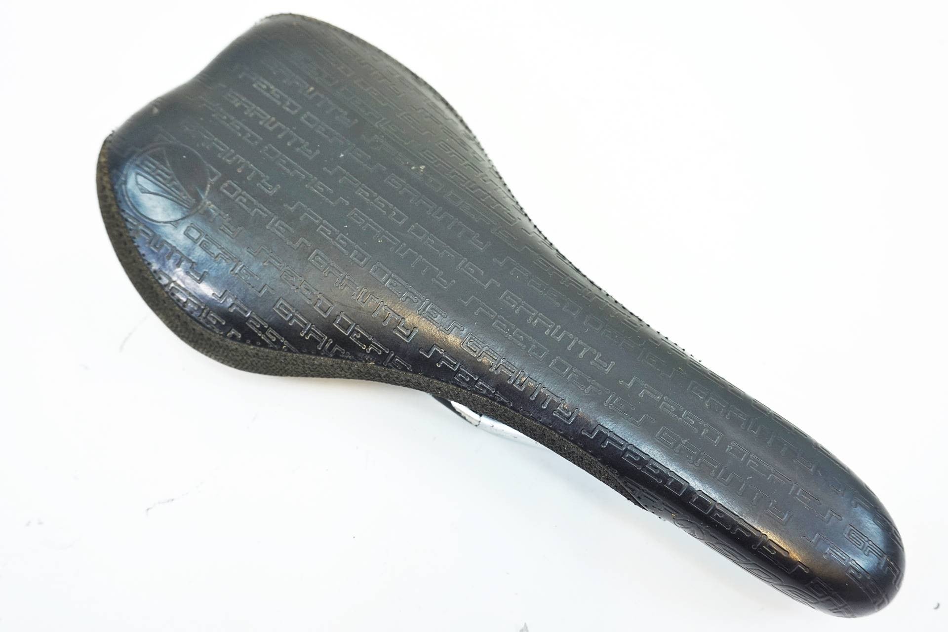 SDG 「エスディージー」 CIRCUIT MTN サドル / 有明ガーデン店