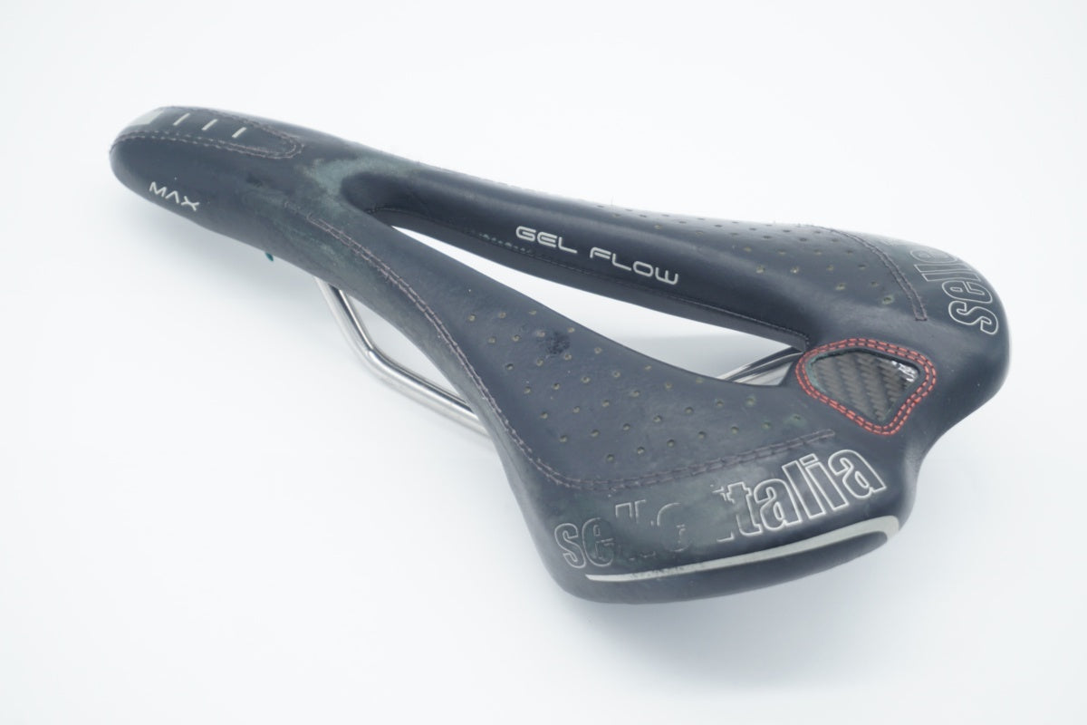 SELLE ITALIA 「セラ イタリア」 MAX GEL FLOW サドル / 京都八幡店