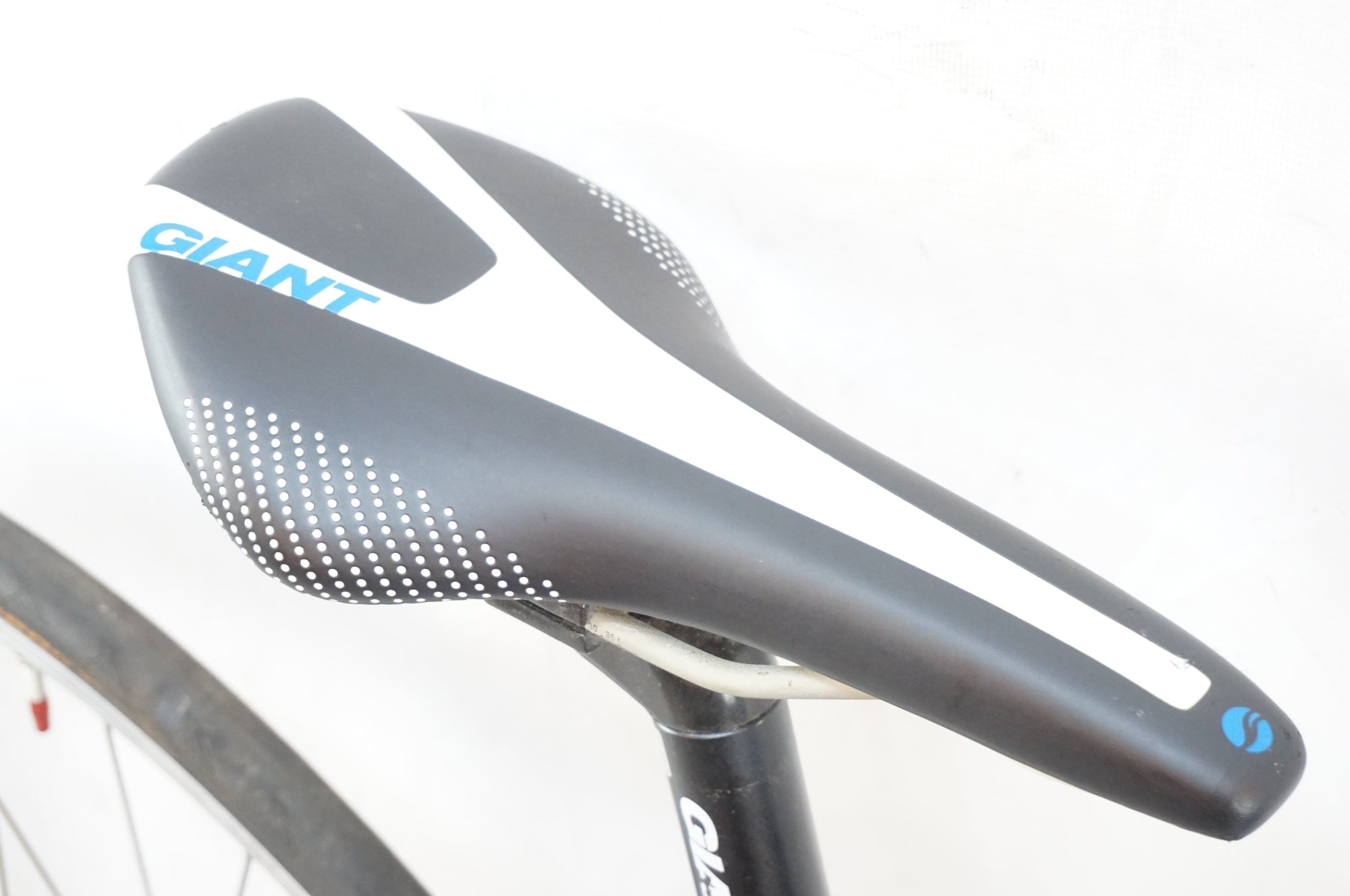 GIANT 「ジャイアント」 DEFY2 2014年モデル ロードバイク / 浦和