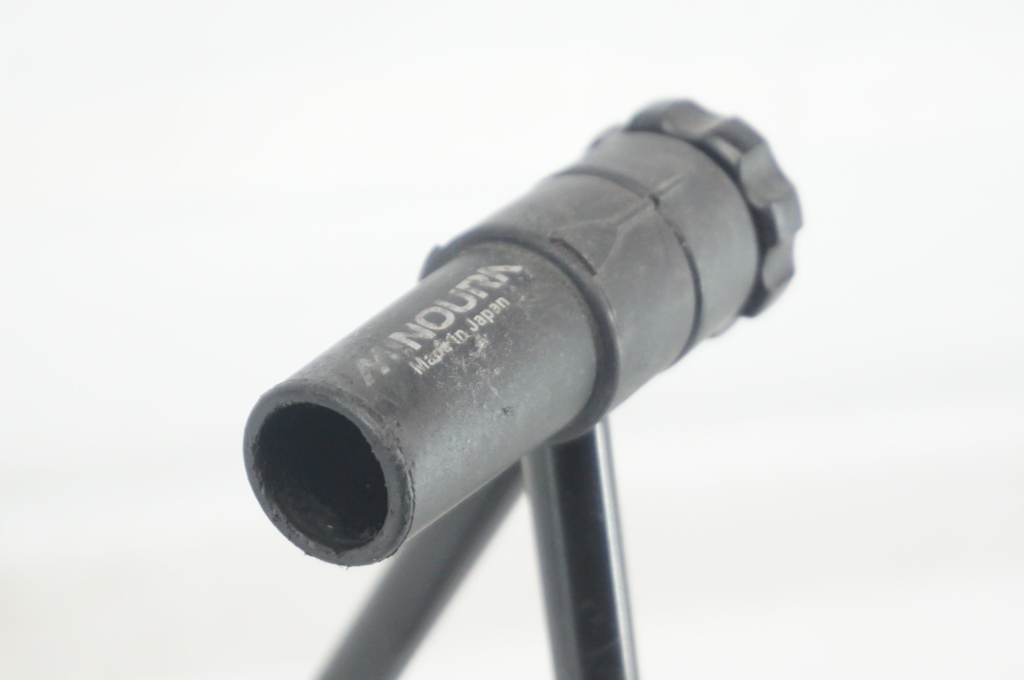 MINOURA 「ミノウラ」 ハブスタンド / 阪急塚口店