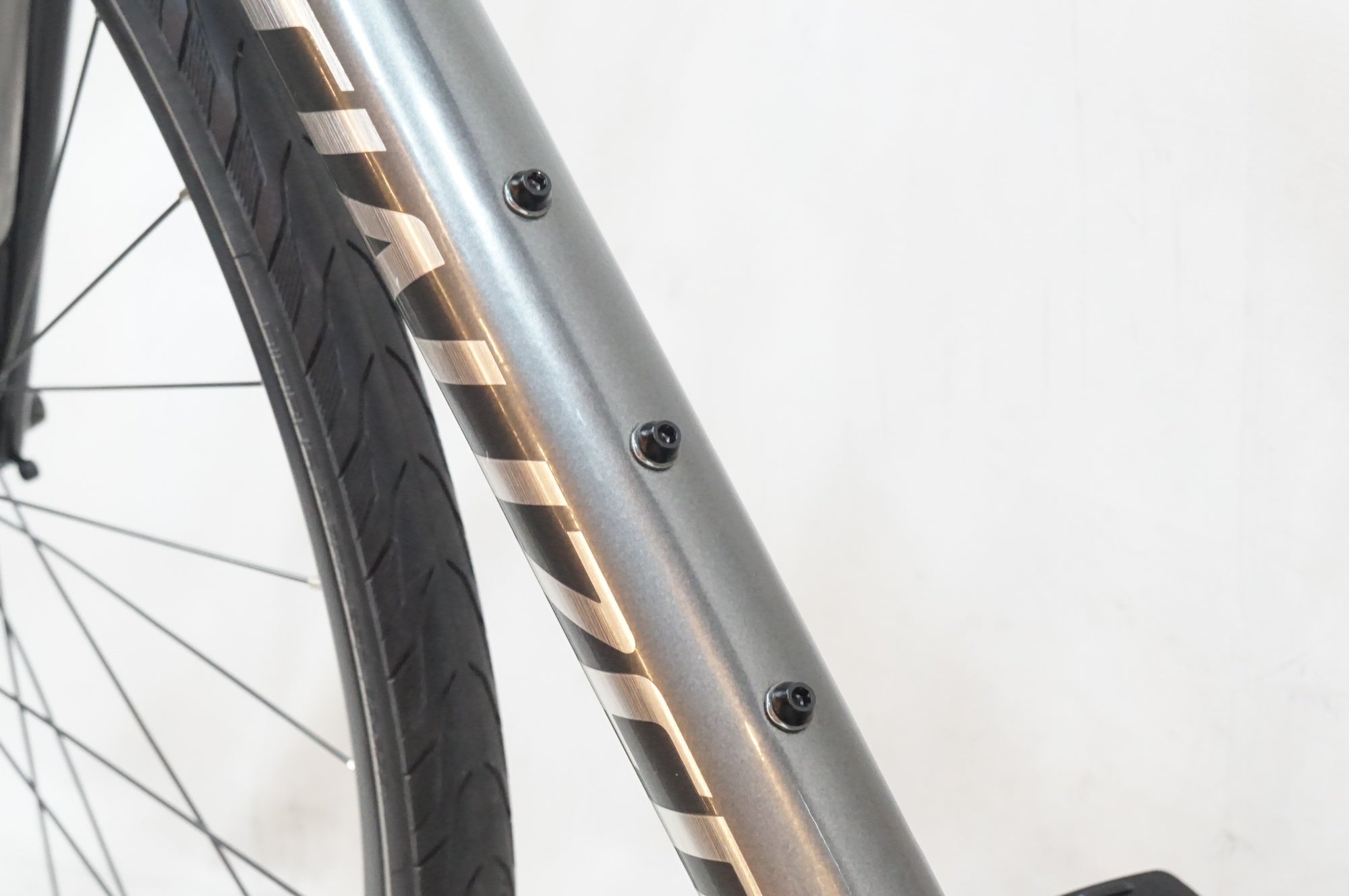 SPECIALIZED 「スペシャライズド」 MEN'S SIRRUS SPORT 2019年モデル
