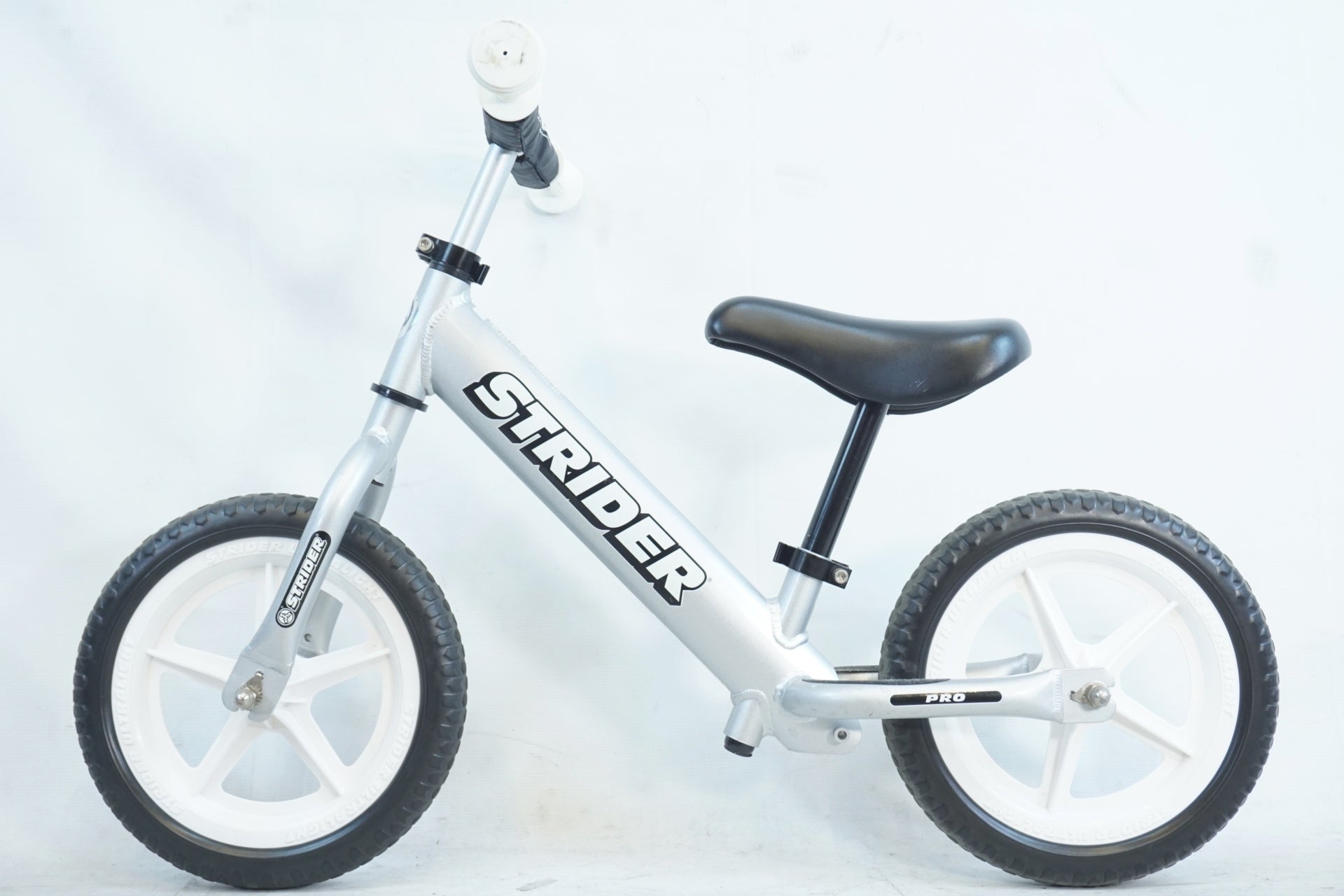 STRIDER 「ストライダー」 SPORT 12 2015年モデル キッズバイク / 有明