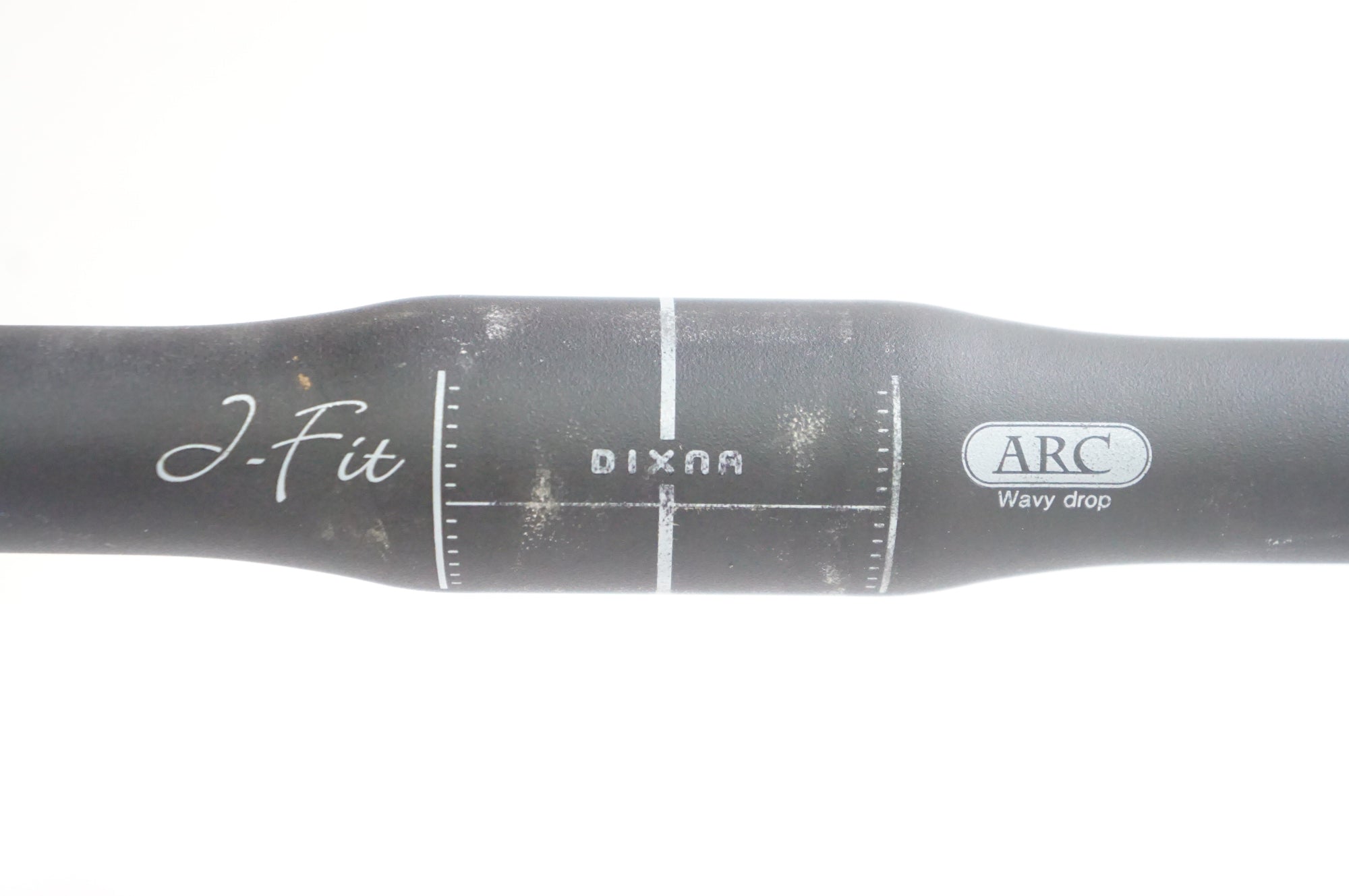 DIXNA 「ディズナ」 J-FIT ARC WAVY DROP φ31.8 400mm ハンドル / 熊谷本店