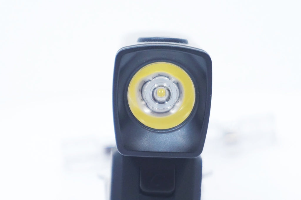 BONTRAGER ION COMP R 700LUMEN フロントライト Bontrager Ion Comp R Front Bike Light - Trek Bikes (CA)