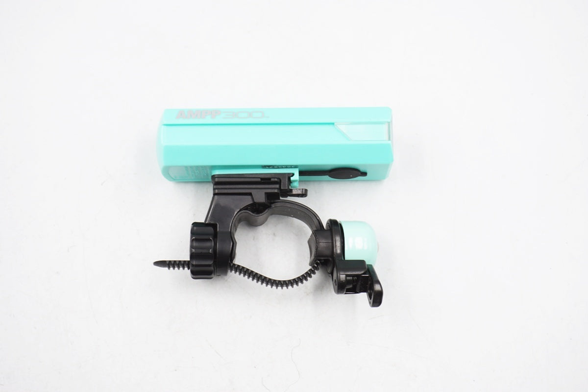 CATEYE 「キャットアイ」 AMPP300 フロントライト / 奈良店