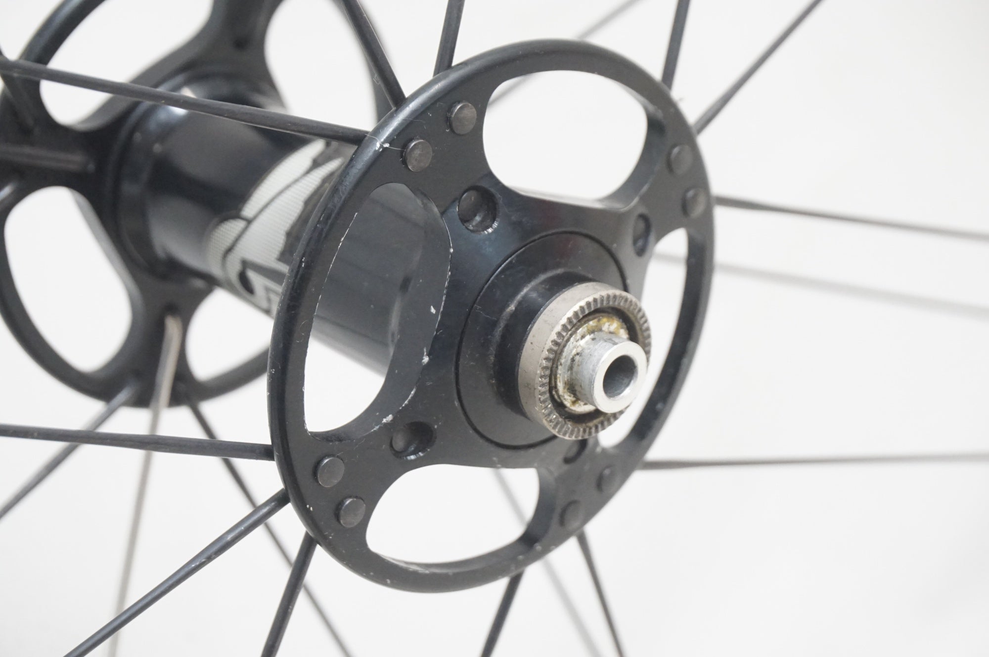 CAMPAGNOLO 「カンパニョーロ」 VENTO REACTION シマノ11速 ホイールセット / 福岡店