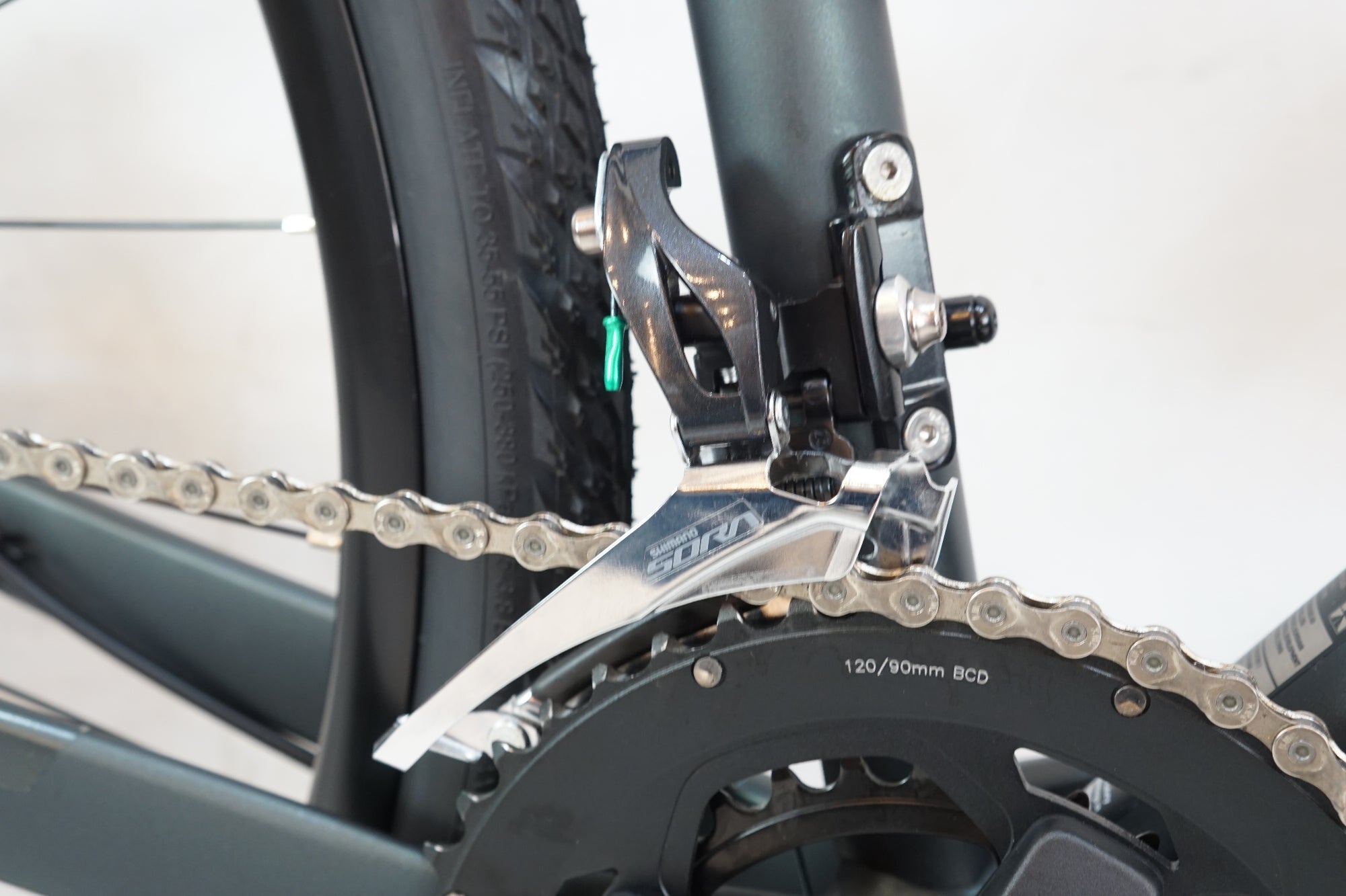 GIANT 「ジャイアント」 REVOLT2 2024年モデル ロードバイク / 世田谷店