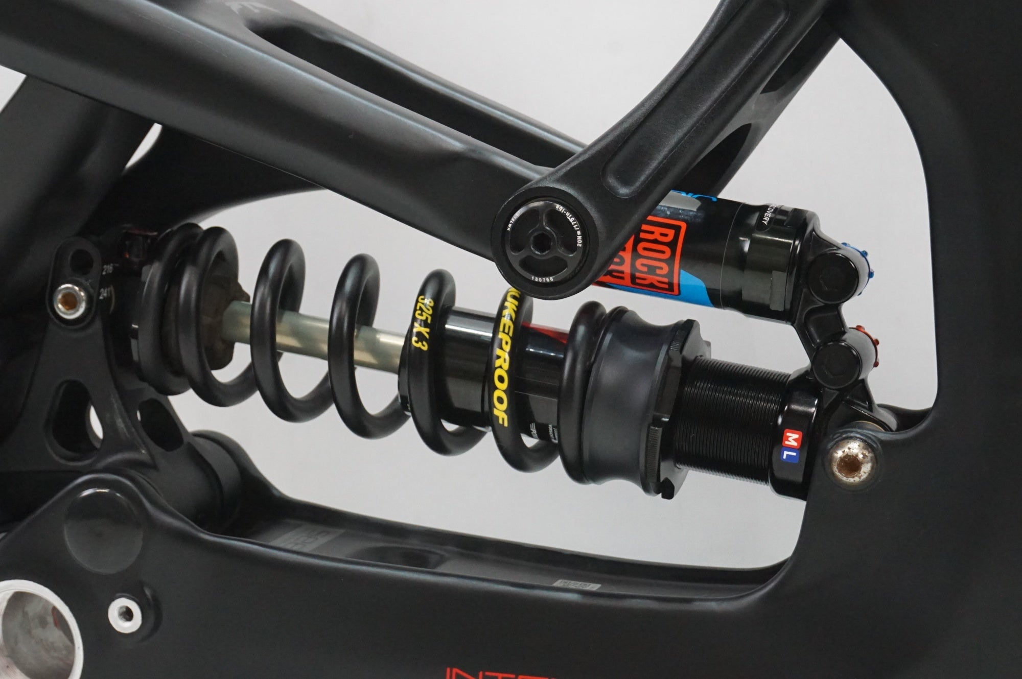 INTENSE 「インテンス」 M16 C EXPERT 2016年モデル フレーム / 大宮店