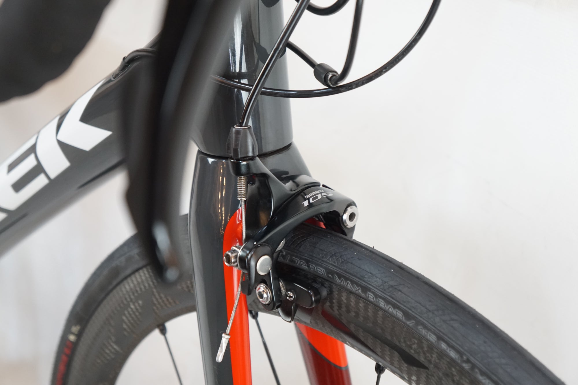 TREK 「トレック」 DOMANE SL5 2018年モデル ロードバイク