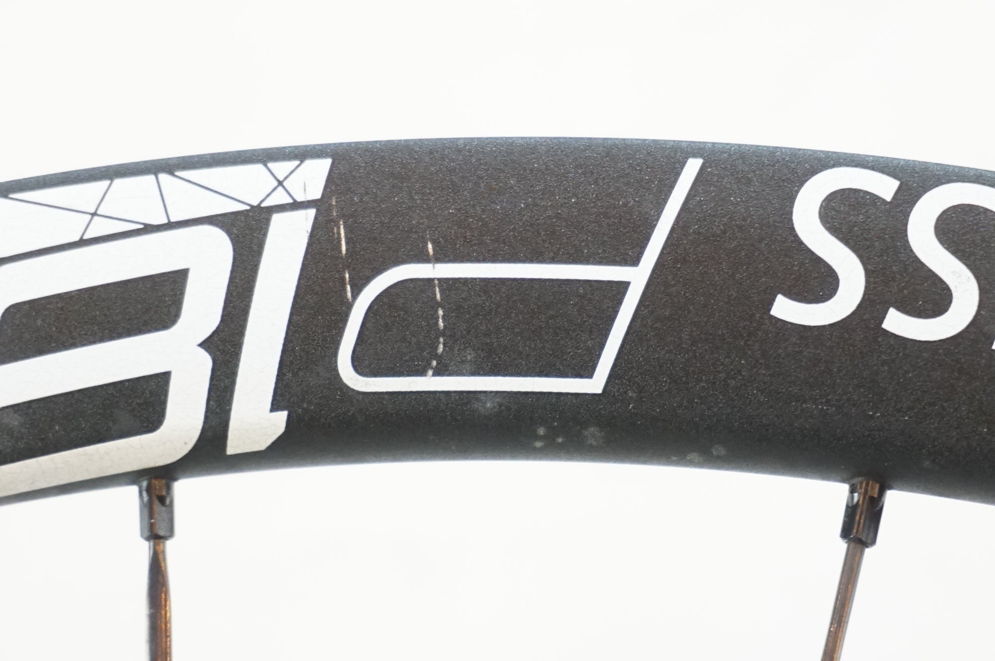 DT SWISS 「ディーティースイス」 P1800 SPLINE DB SHIMANO / SRAM 11S ホイールセット / 浦和ベース