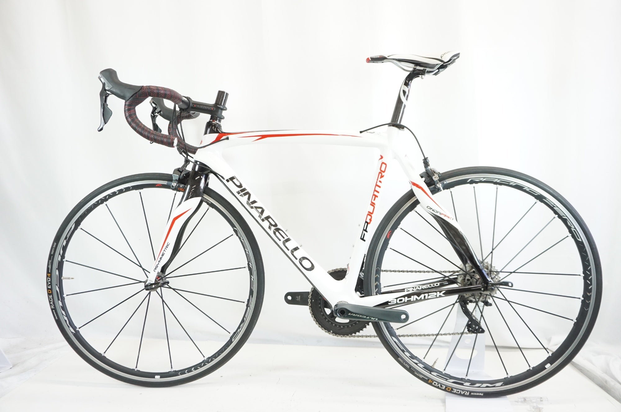 PINARELLO FP QUATTROフルカーボン2013手渡し希望 PINARELLO 「ピナレロ」 FP QUATTRO 2013年モデル ロードバイク