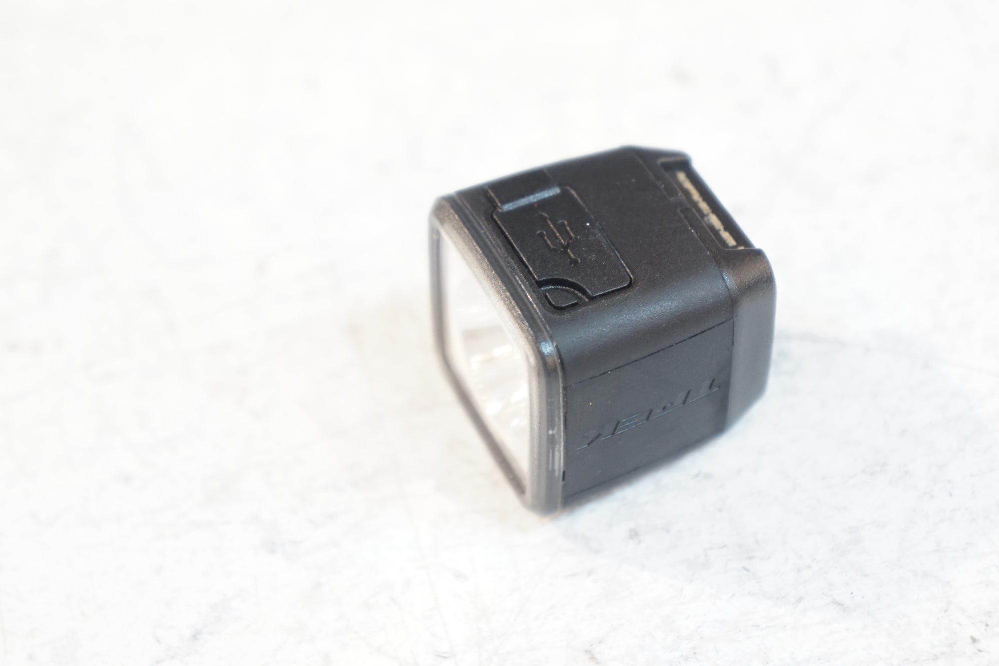 TREK 「トレック」 FLARE R CITY リアライト / バイチャリ浦和ベース