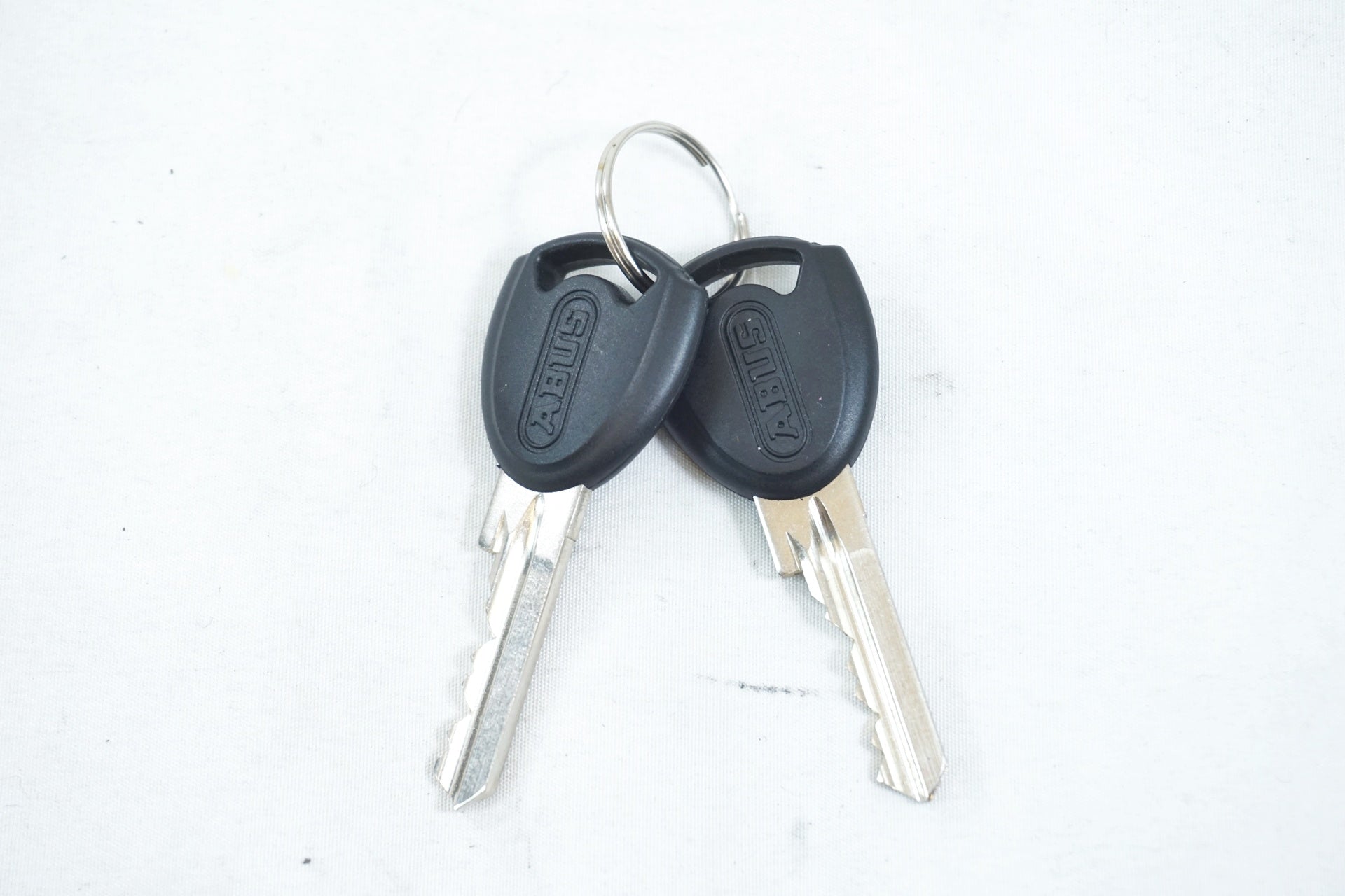 Alice株 ABUS 「アブス」 BORDO LITE 6055 ロック / 有明ガーデン店