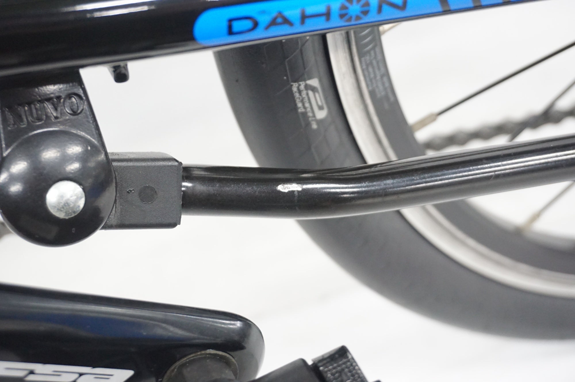 DAHON 「ダホン」　DASH P18 2011年モデル 20インチ 折り畳み自転車 / 阪急塚口店