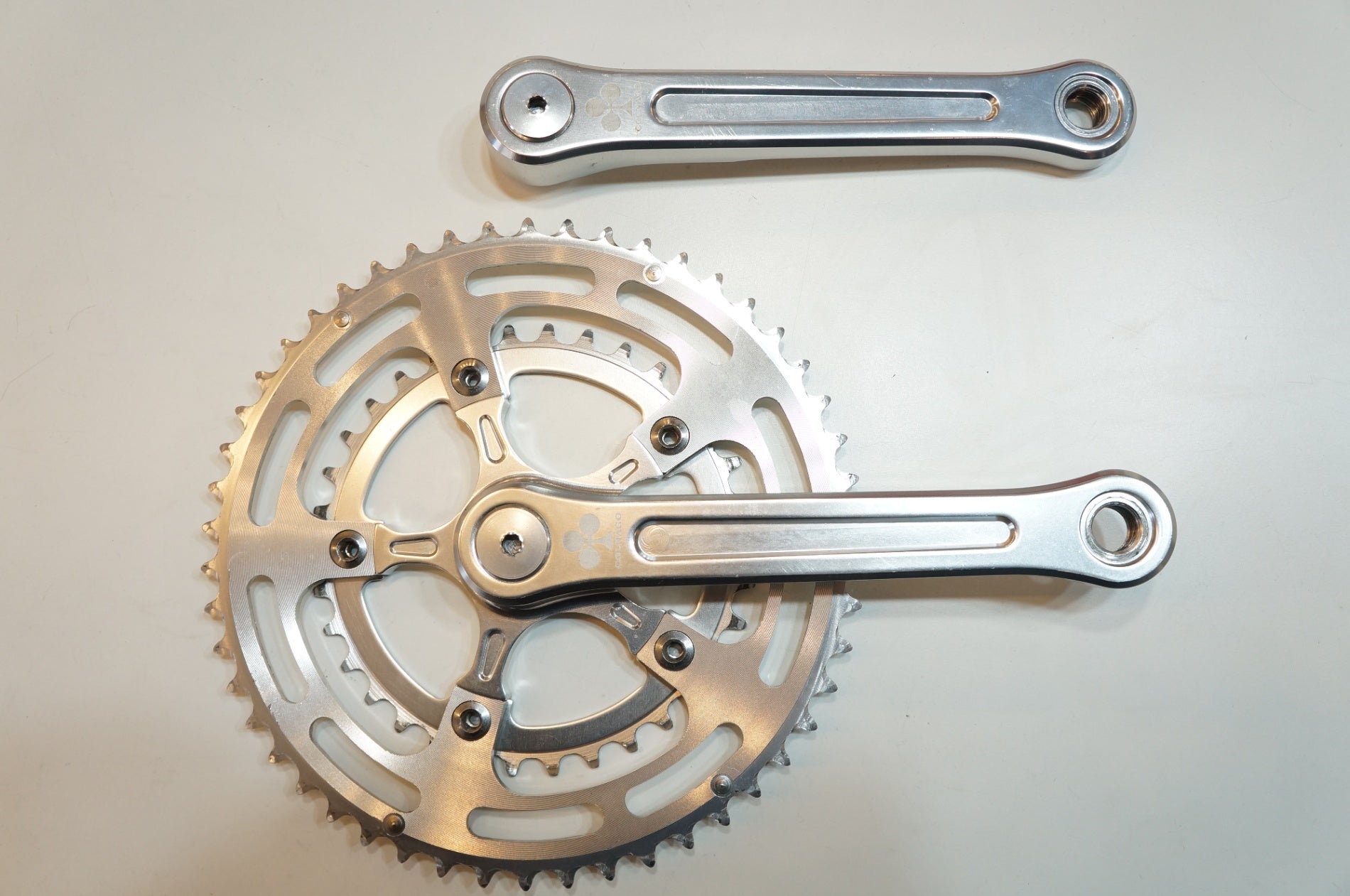 COLNAGO 「コルナゴ」 REZZO 50-34T 170mm クランク/ バイチャリ浦和ベース