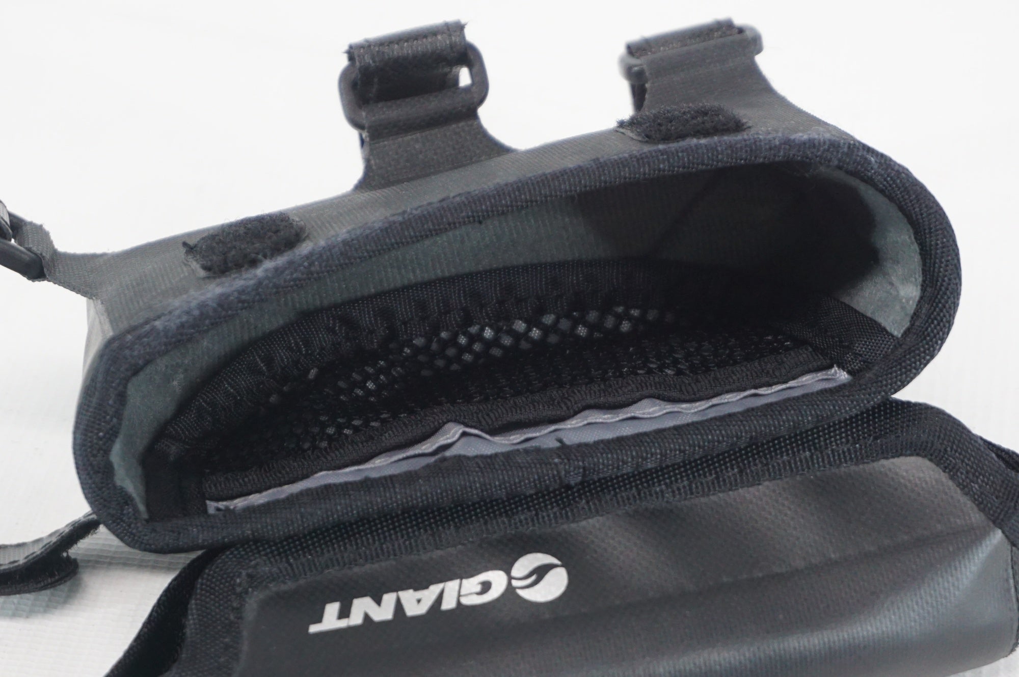 GIANT 「ジャイアント」 TOP TUBE BAG WP トップチューブバッグ / 阪急塚口店