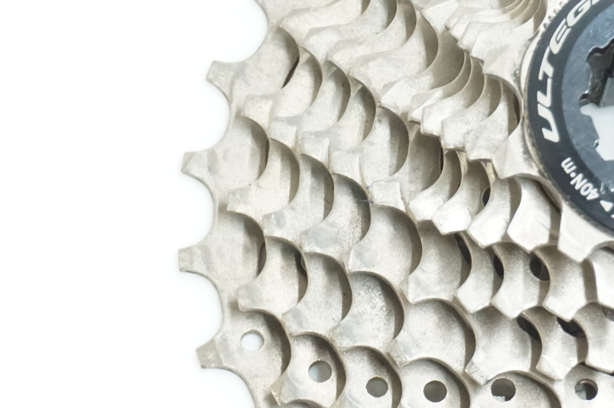 SHIMANO 「シマノ」 105 CS-R7000 11-28T 245g スプロケット / 大宮店